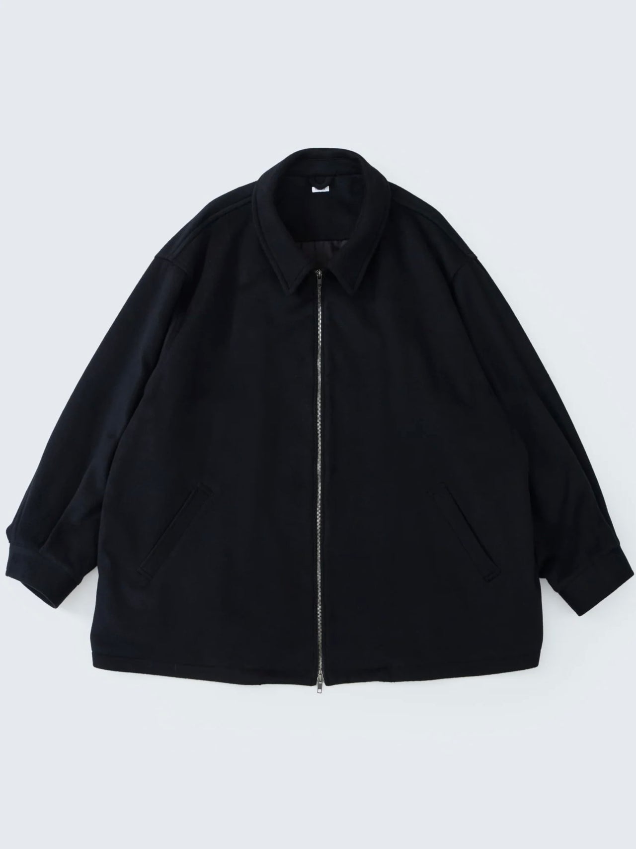 THE DAY / WOOL CASHMERE SWING TOP (BLACK)