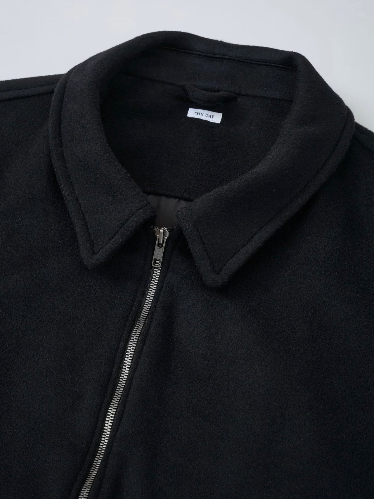 THE DAY / WOOL CASHMERE SWING TOP (BLACK)
