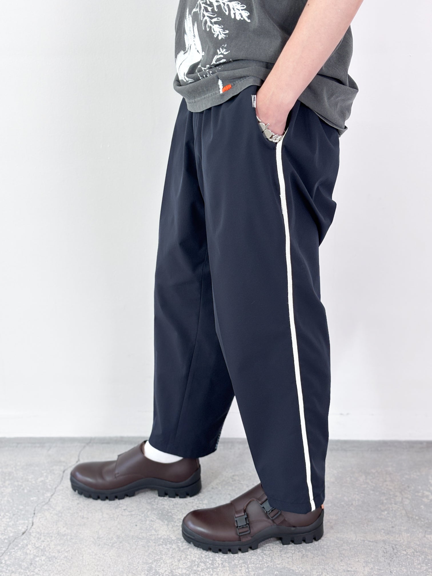 AlexanderLeeChang(LeeMake) / EMOI FID PT (NAVY)
