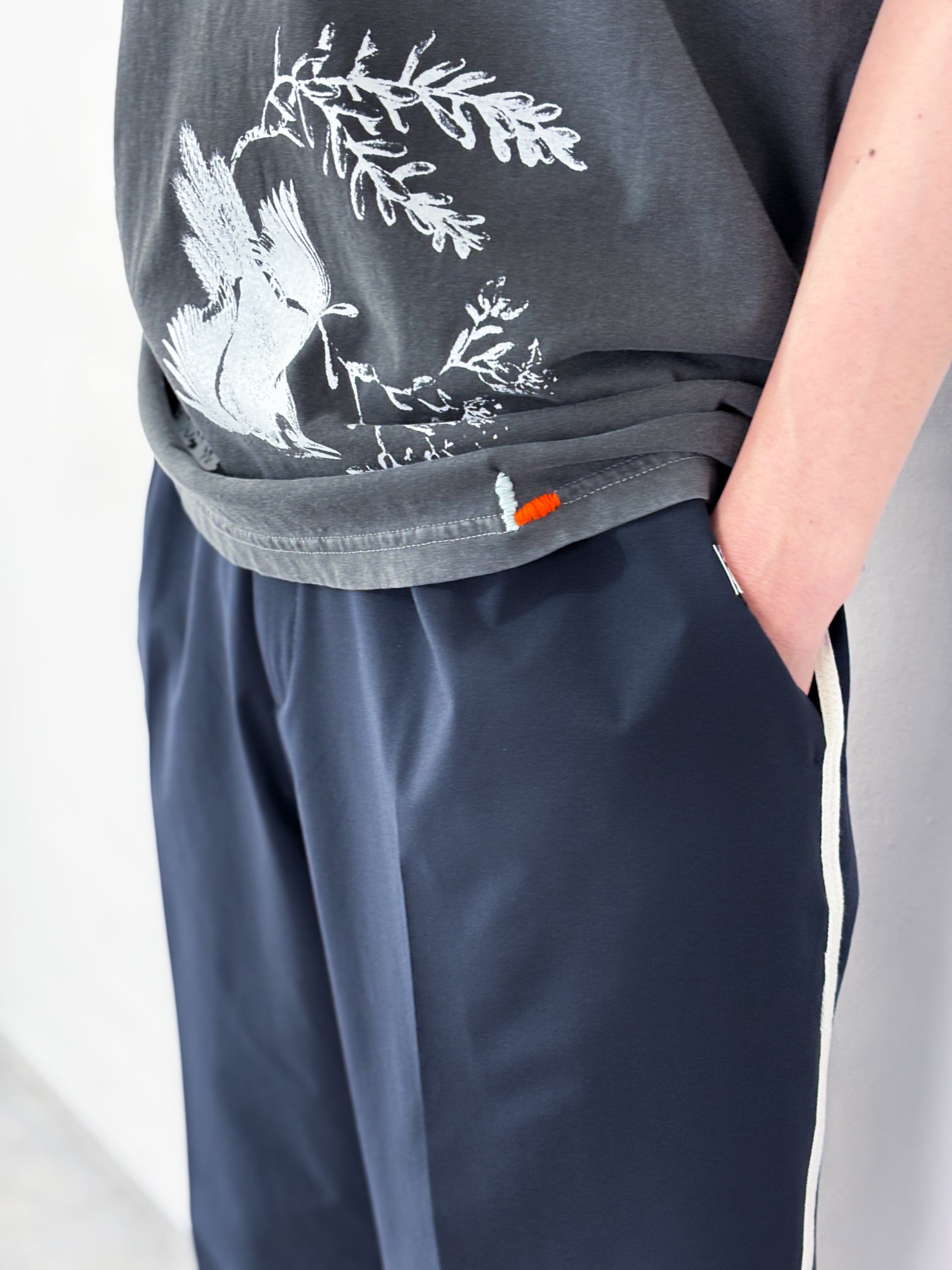 AlexanderLeeChang(LeeMake) / EMOI FID PT (NAVY)