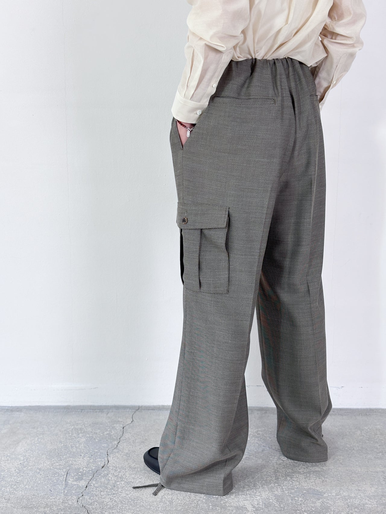 【4月25日(土)12:00販売開始】SOSHIOTSUKI / BUBBLE WAIST CARGO TROUSERS (GREY)