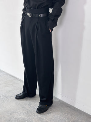 【4月24日(金)12:00販売開始】SOSHIOTSUKI / DOUBLE INVERTED TUCK TROUSERS (BLACK)