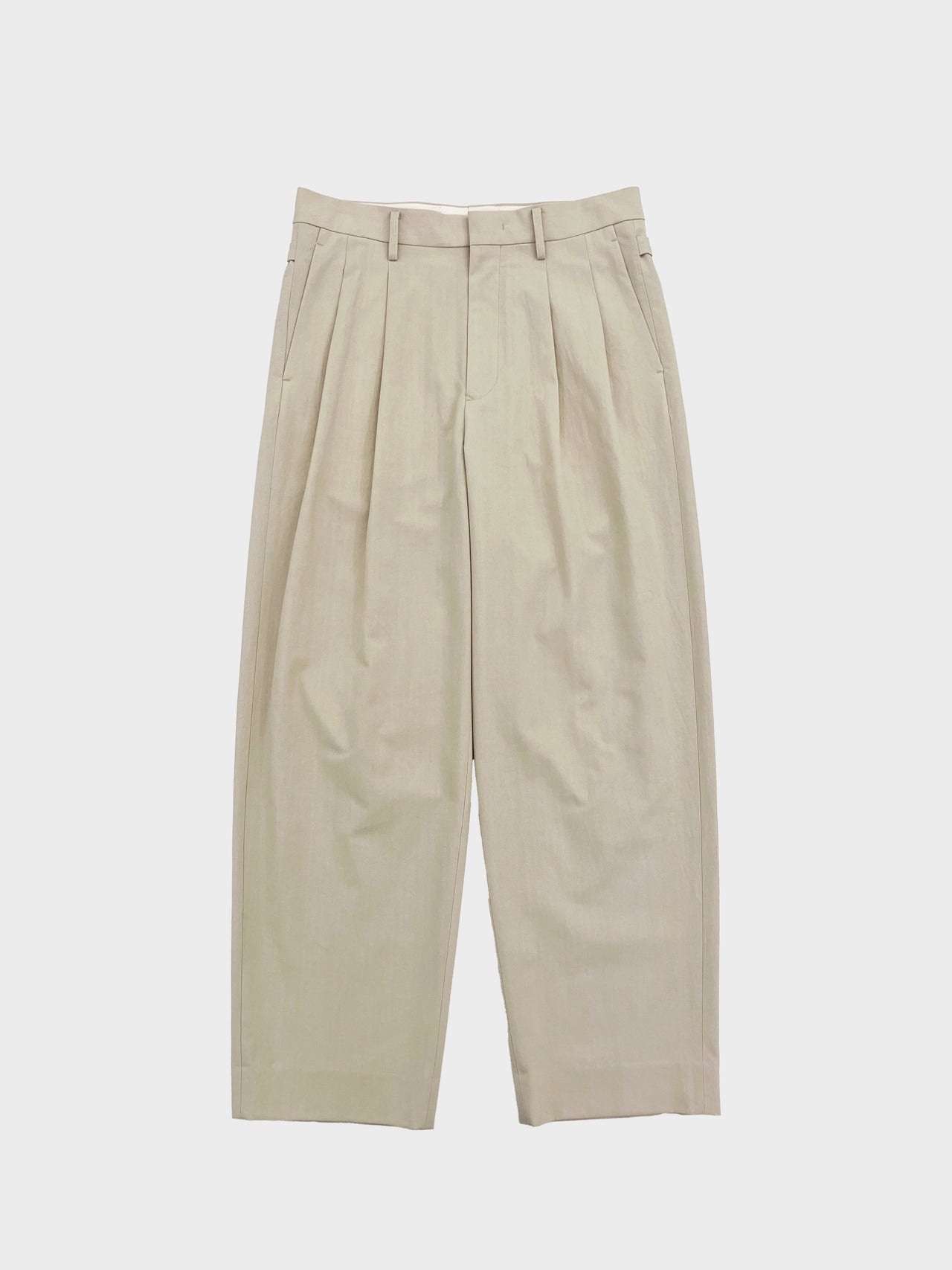 URU / COTTON WEATHER 2-TUCK PANTS (L.BEIGE)