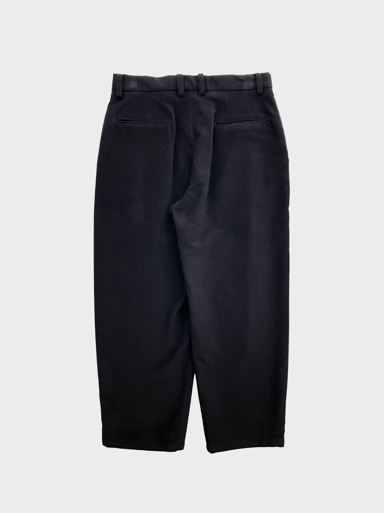 THE DAY / BRITISH MOLESKIN 2TUCK WIDE PANTS (BLACK)