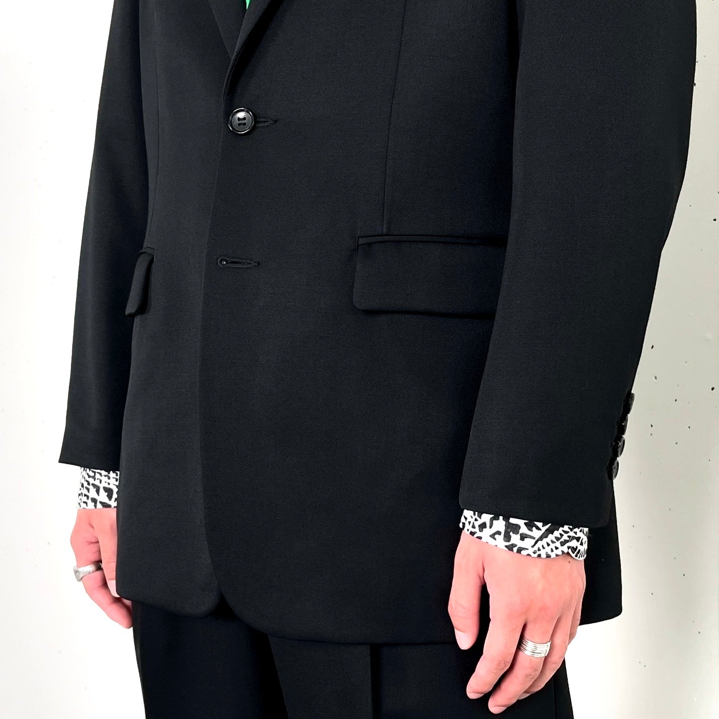 WEWILL / TAILORED SQUARE JACKET (BLACK)