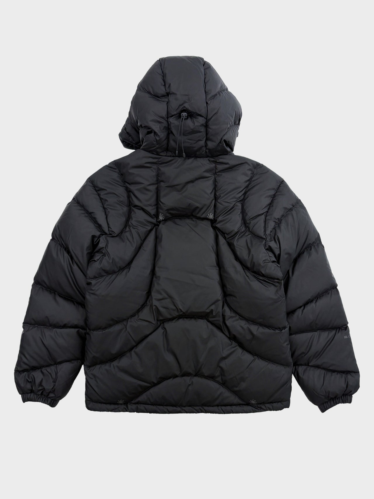 SOMEWHERE OUTSIDE HIKING COMPANY / ARCHIVAL HOOD DETAIL DOWN JACKET (BLACK)