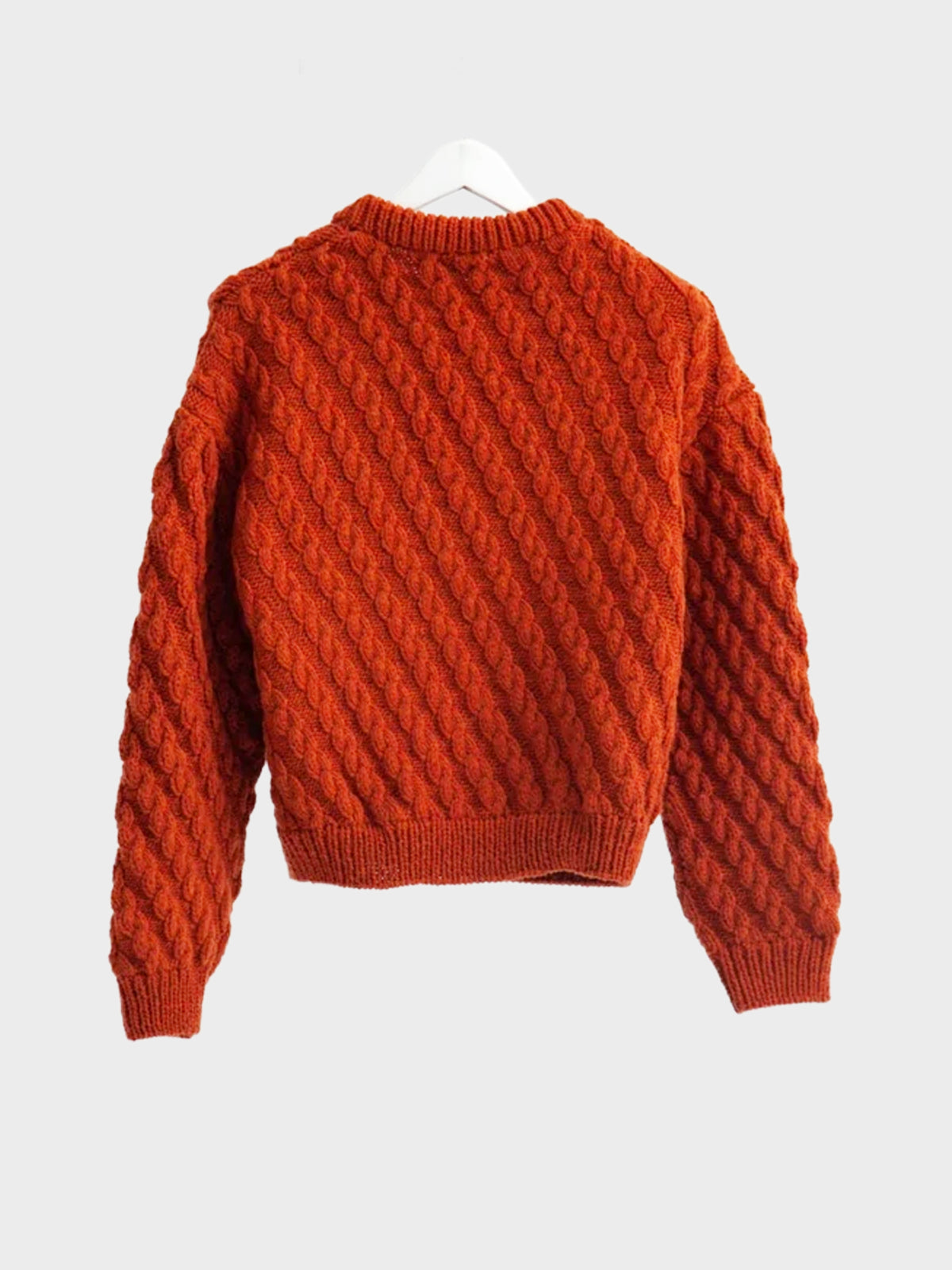 【10月24日(土)発売)】SOSHIOTSUKI / CABLE HANDMADE KNIT PULLOVER (RED)