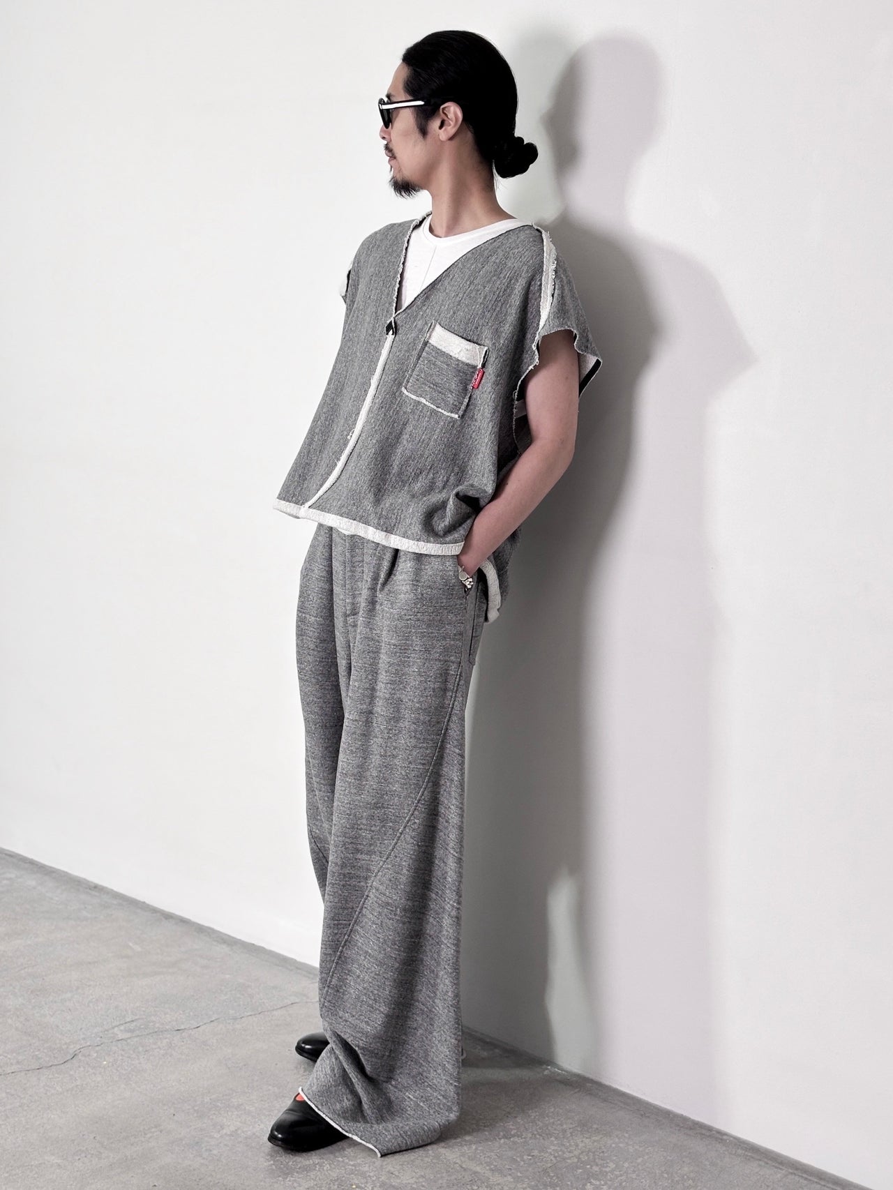 YUTASETOGAWA / BIAS SHAPE EASY PANTS (GRAY)