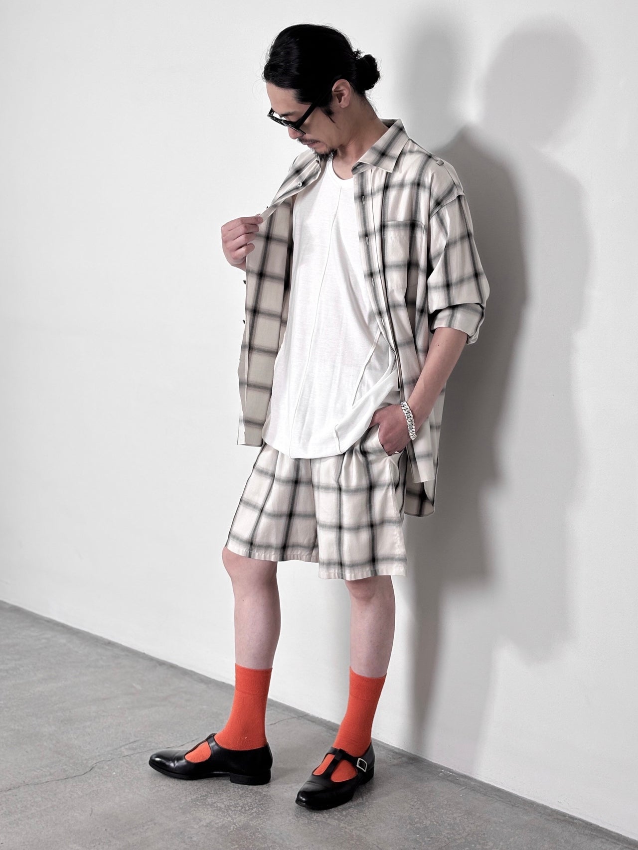 YUTASETOGAWA / EASE DRIFT SHORTS (OMBRE) (IVORY)