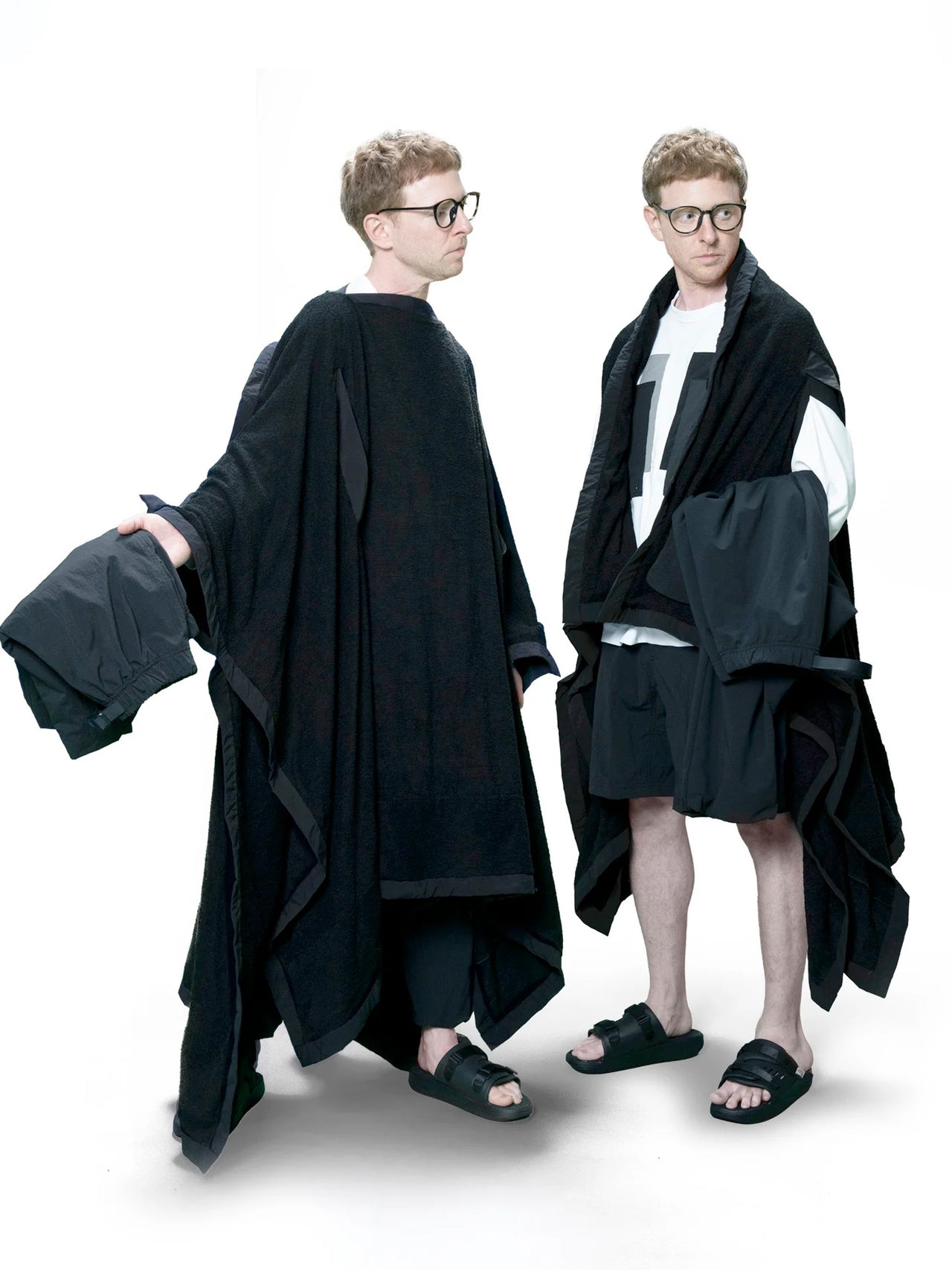 FUMITO GANRYU / CHANGING PONCHO (BLACK)