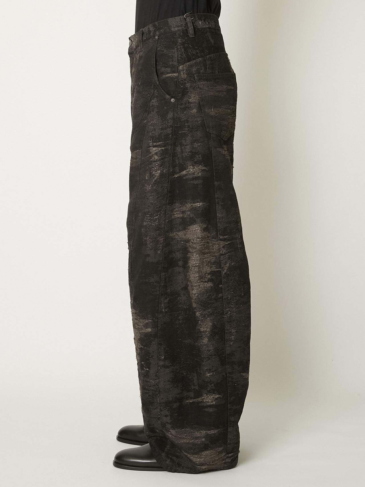 【6月下旬入荷予定】TAAKK / DENIM CURVED PANTS (GRAY)