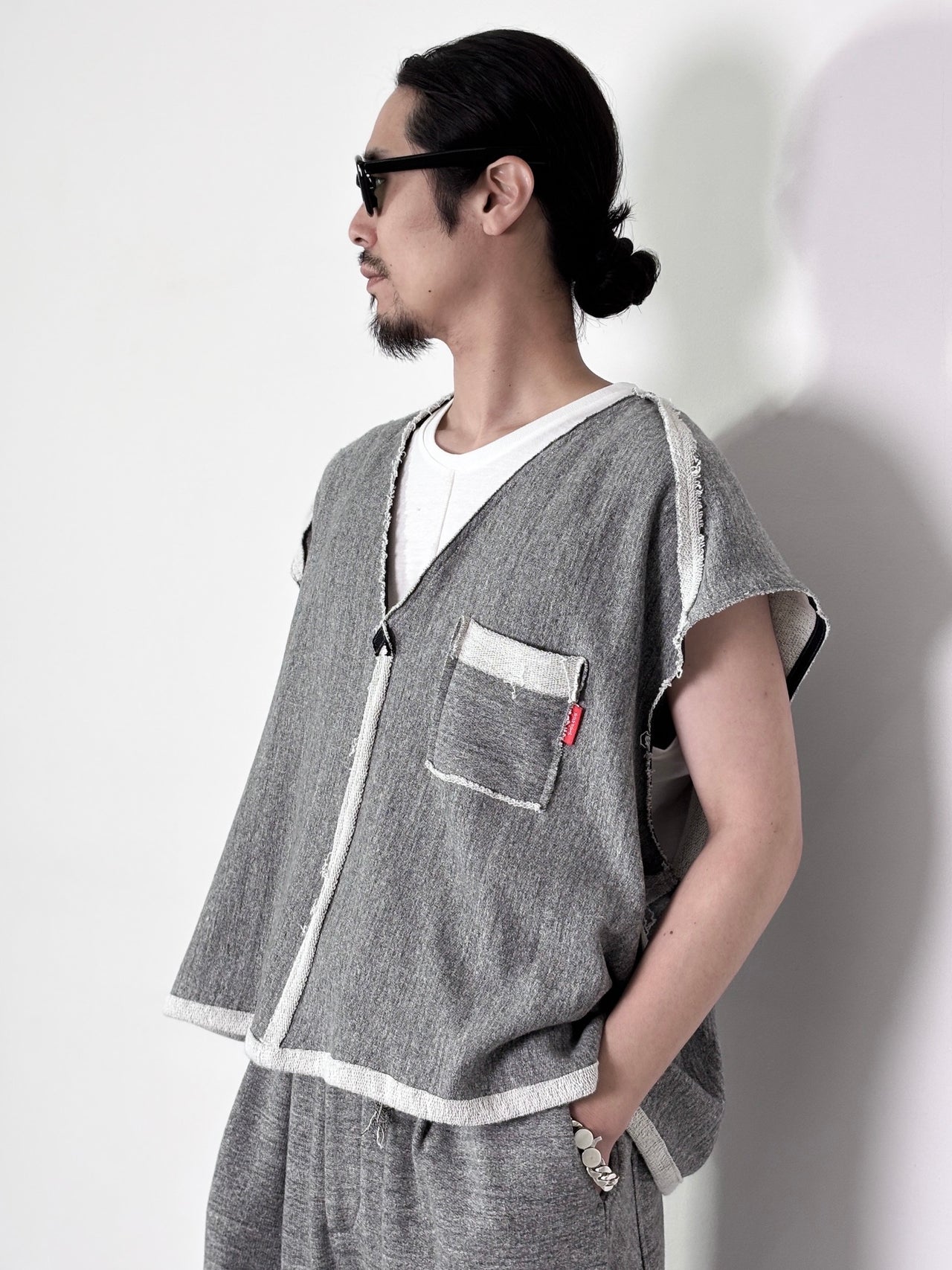 YUTASETOGAWA / RAW V PULLOVER (GRAY)