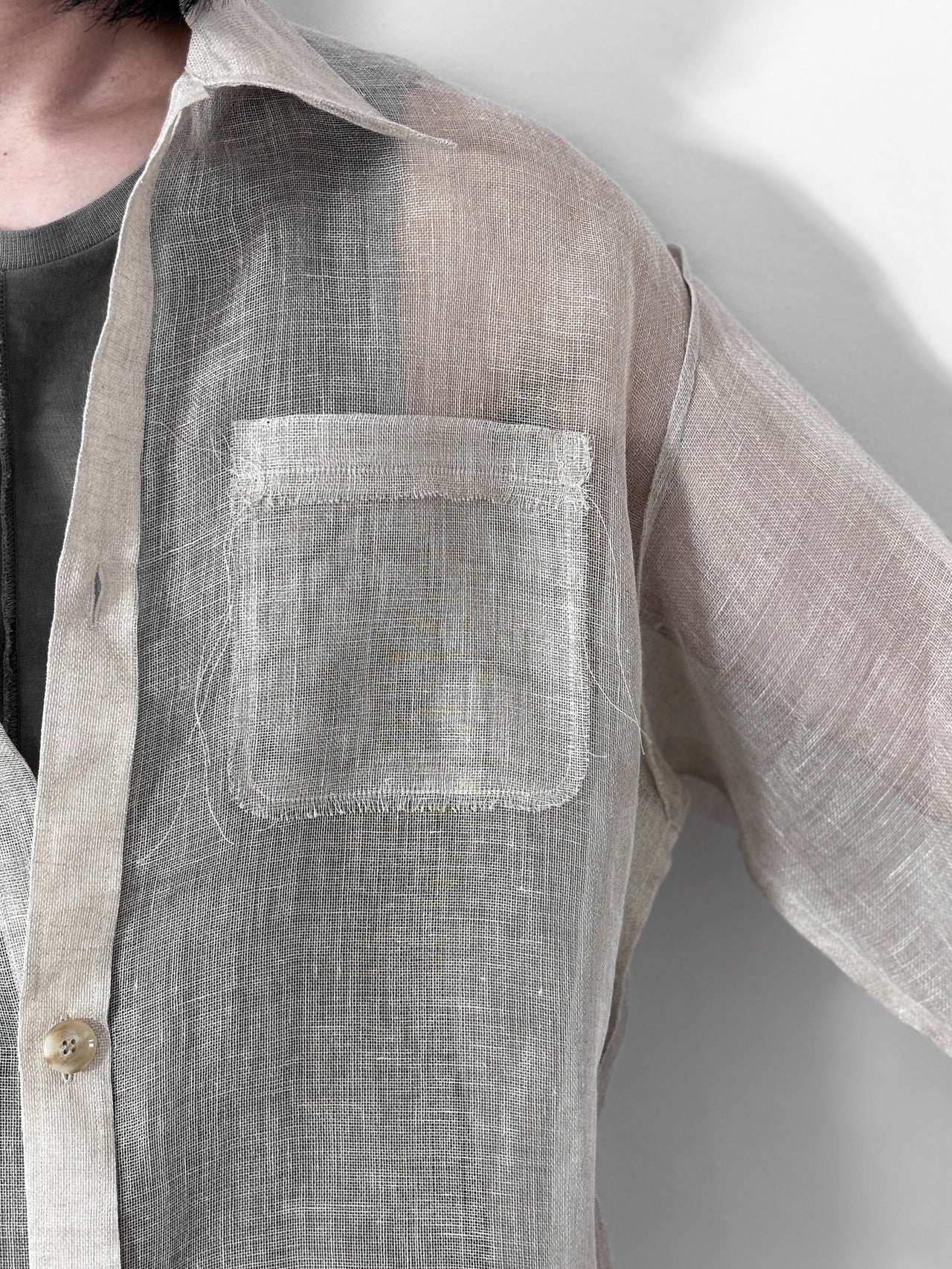 YUTASETOGAWA / SHEER LINEN COMFORT SHIRT (BROWN)