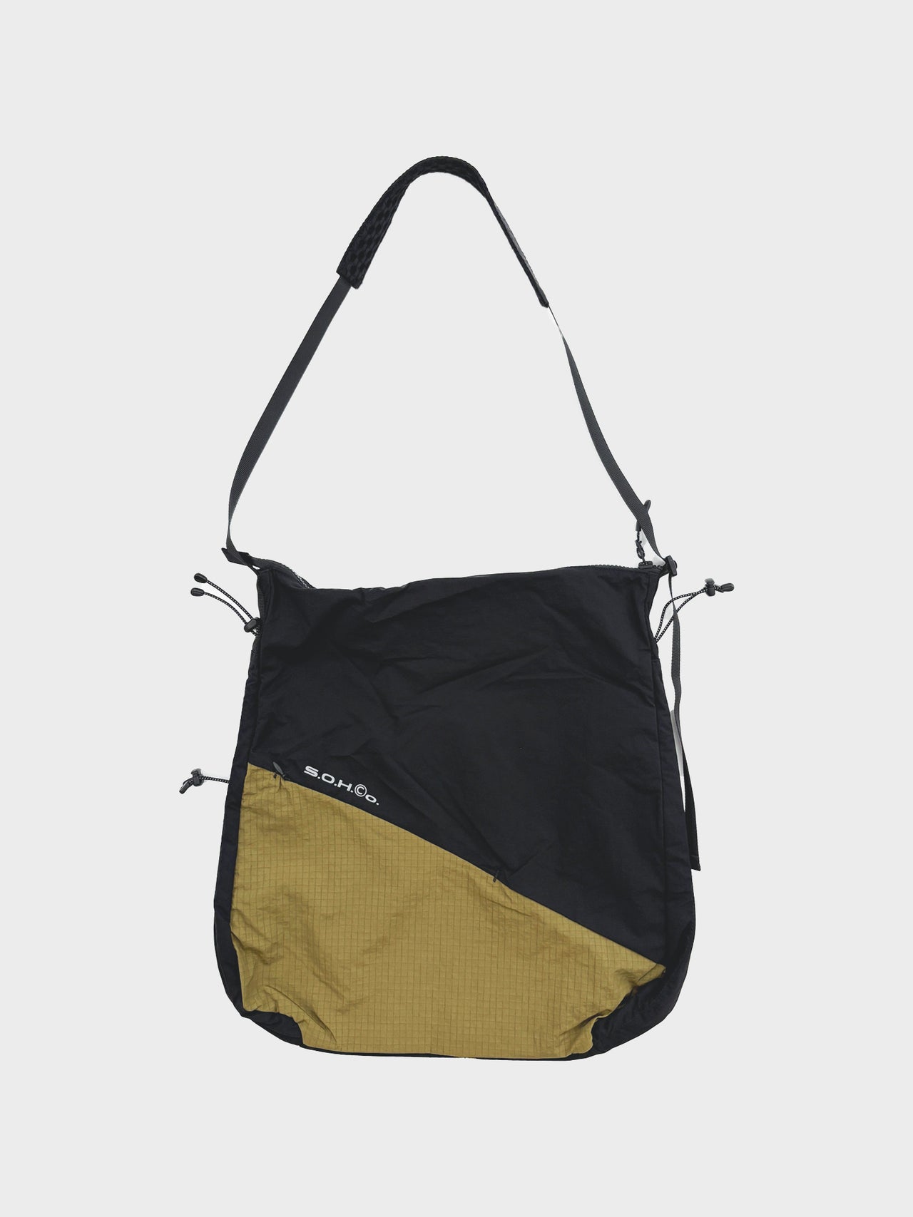 SOMEWHERE OUTSIDE HIKING COMPANY / FASTENING SYSTEM CROSSBODDY BAG (KHAKI)