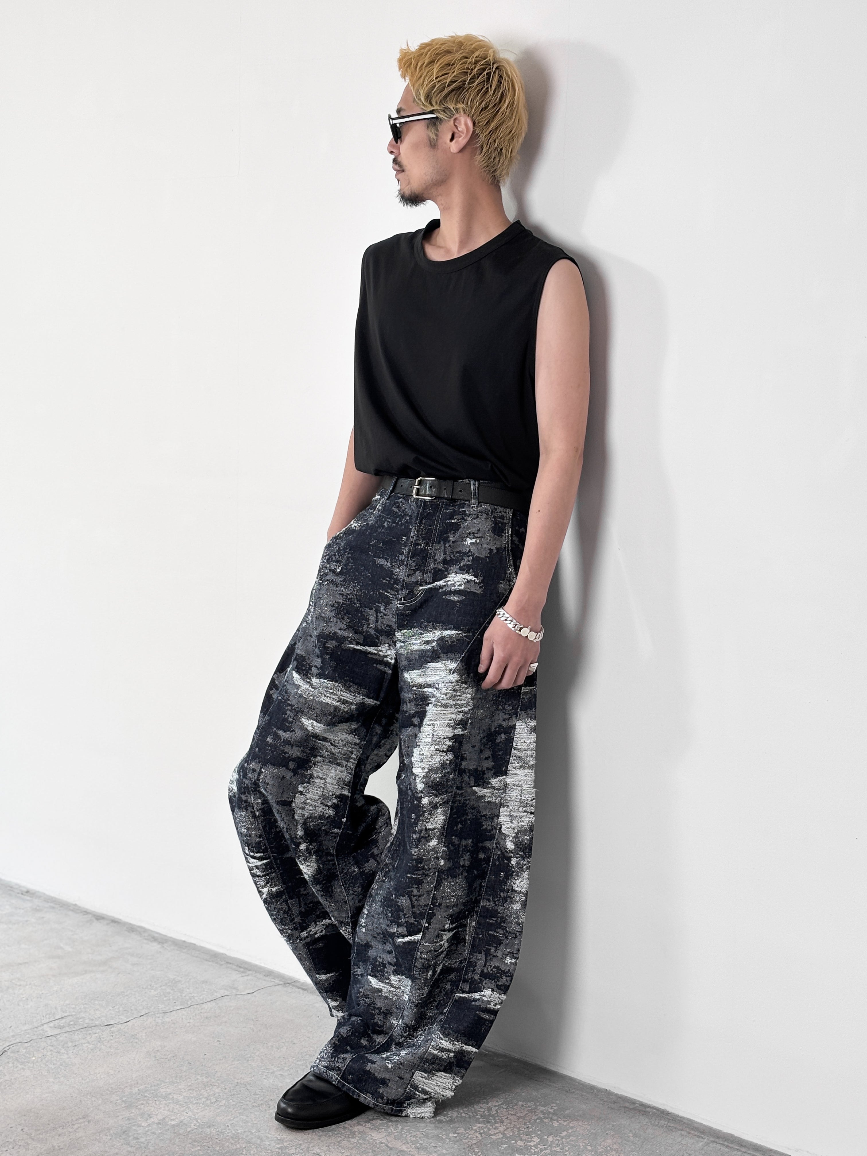 TAAKK / DENIM CURVED PANTS (ONE WASH)