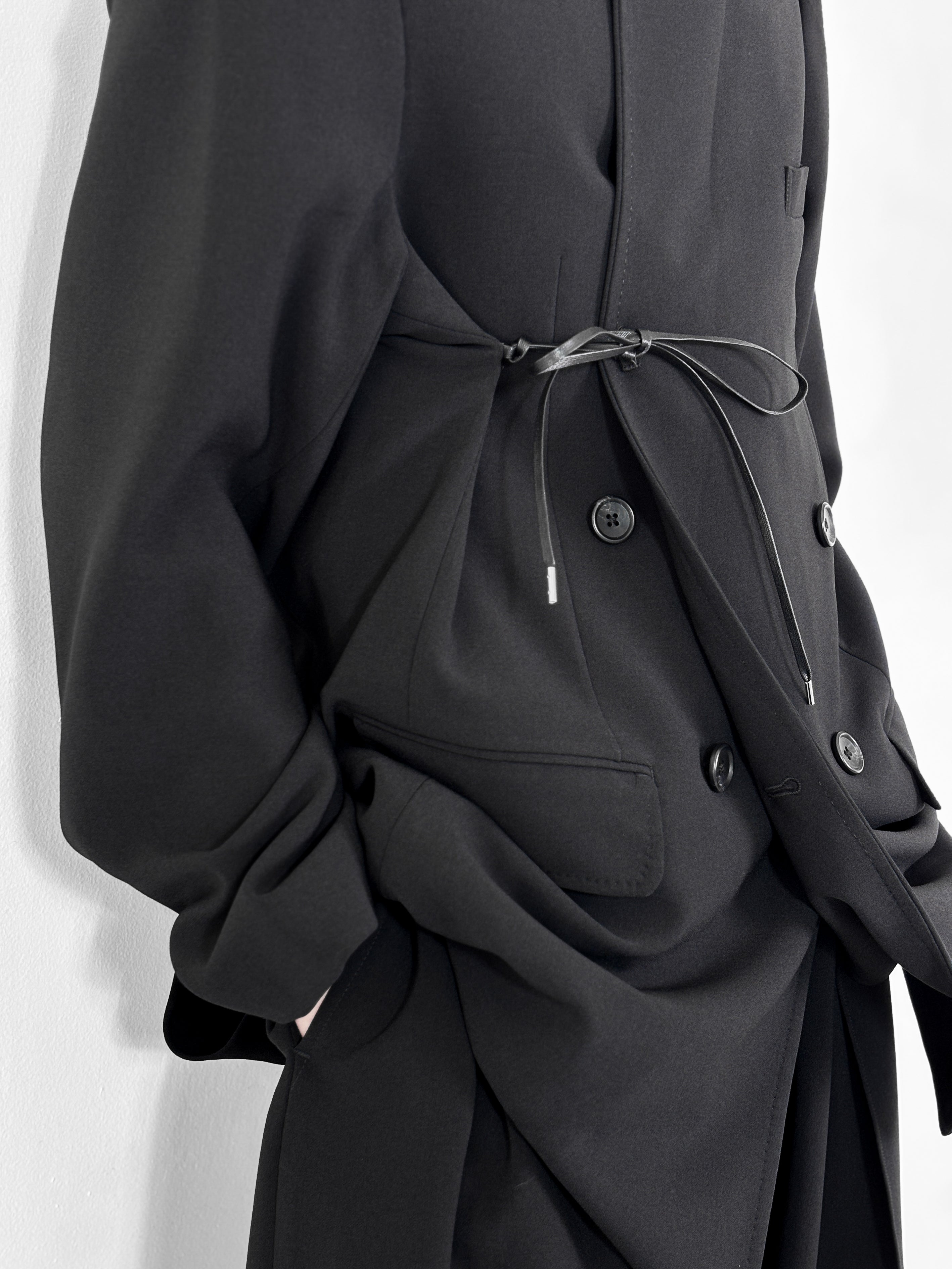 RAINMAKER / DOUBLE BREASTED LONG JACKET (BLACK)