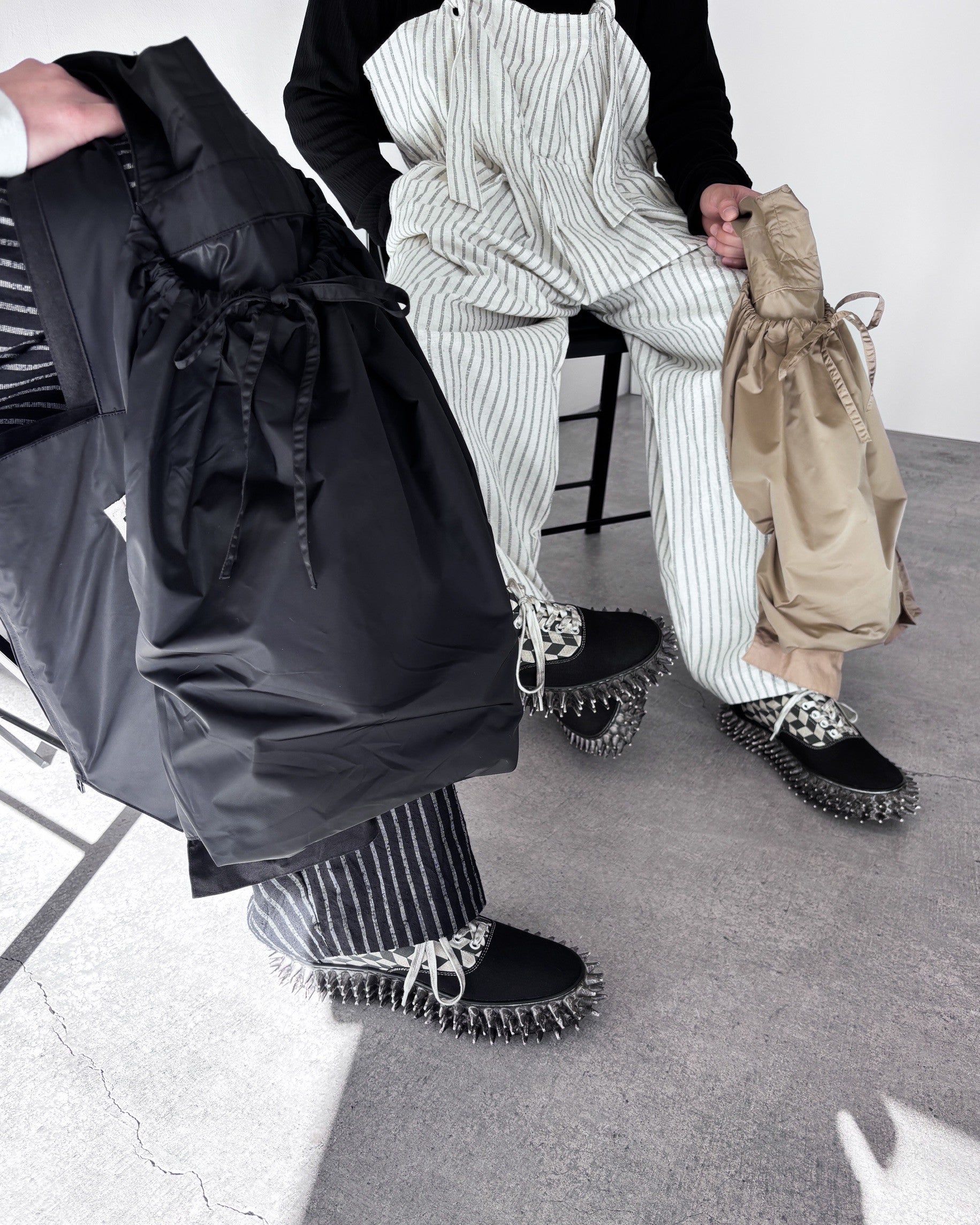 my beautiful landlet / NYLON TAFFETA WATER PROOF BAG VEST (BLACK)