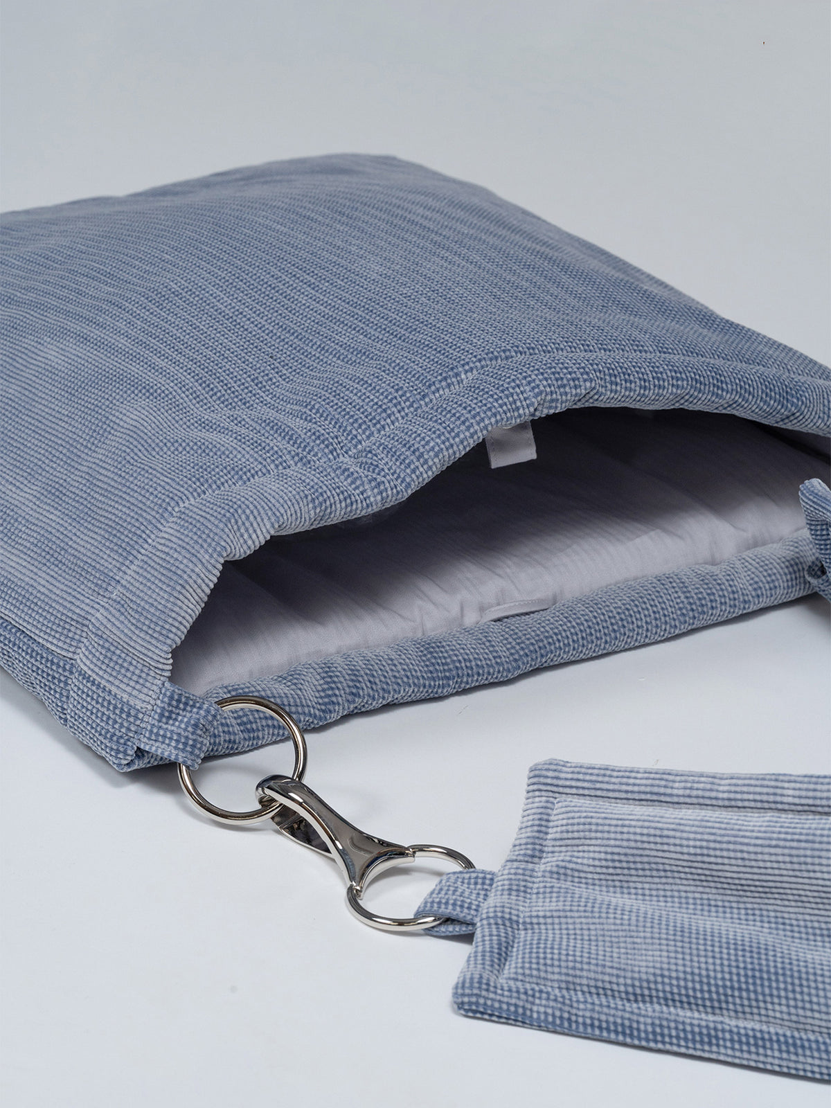 【9月19日(土)12:00発売】HATRA / MIRAGE CORDUROY TOTE (ICE)