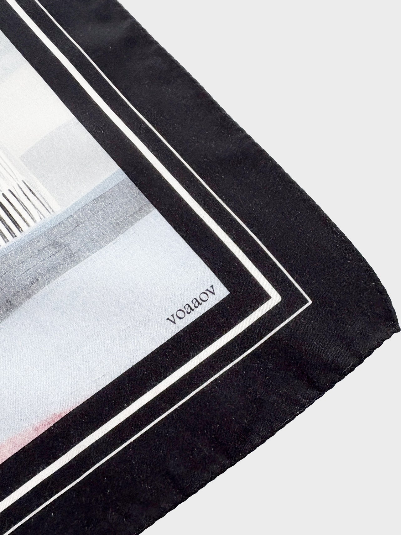 VOAAOV / PHOTO SCARF (BLACK)