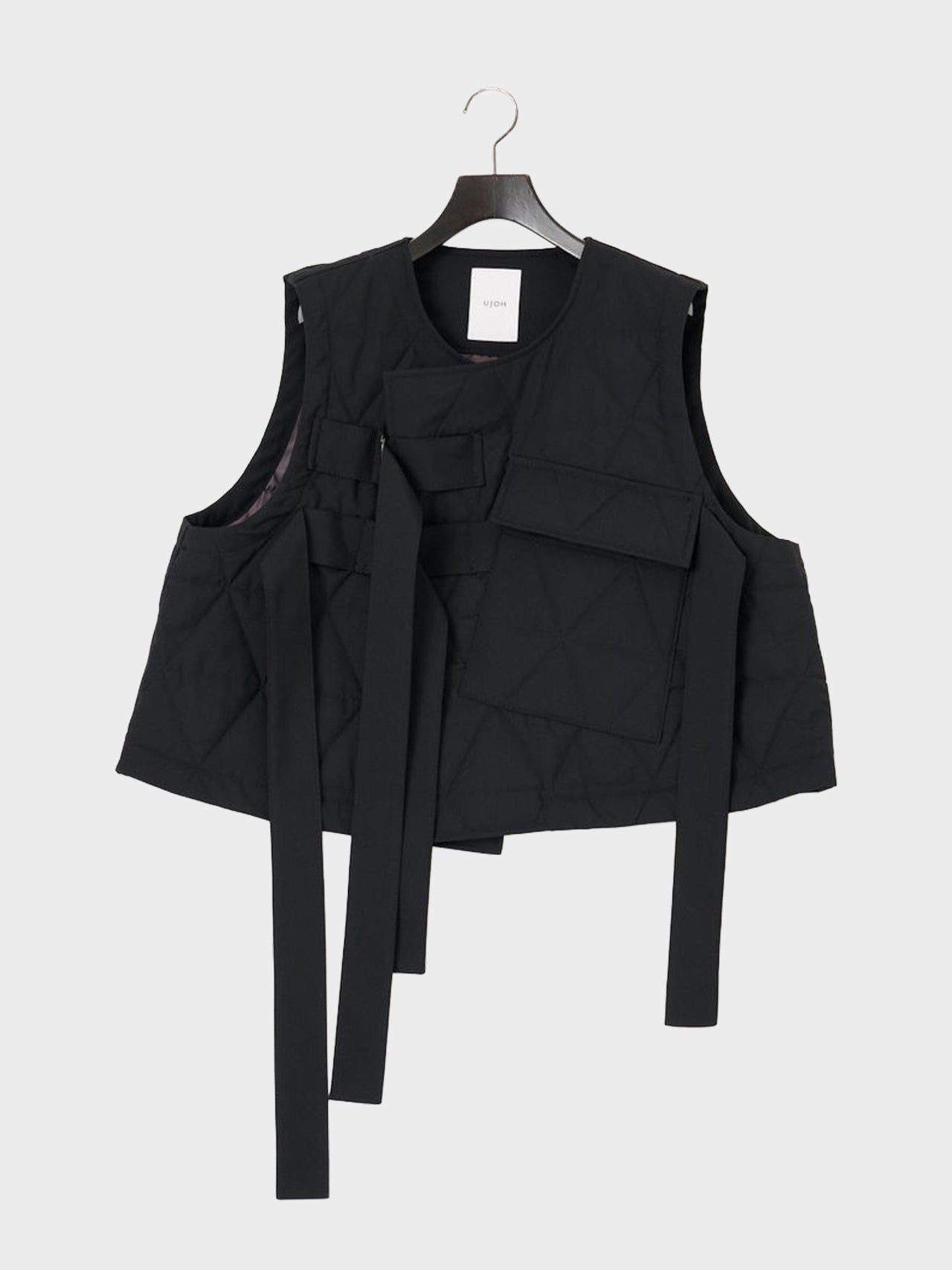 【8月入荷予定】UJOH / QUILTED W BELT VEST (BLACK)