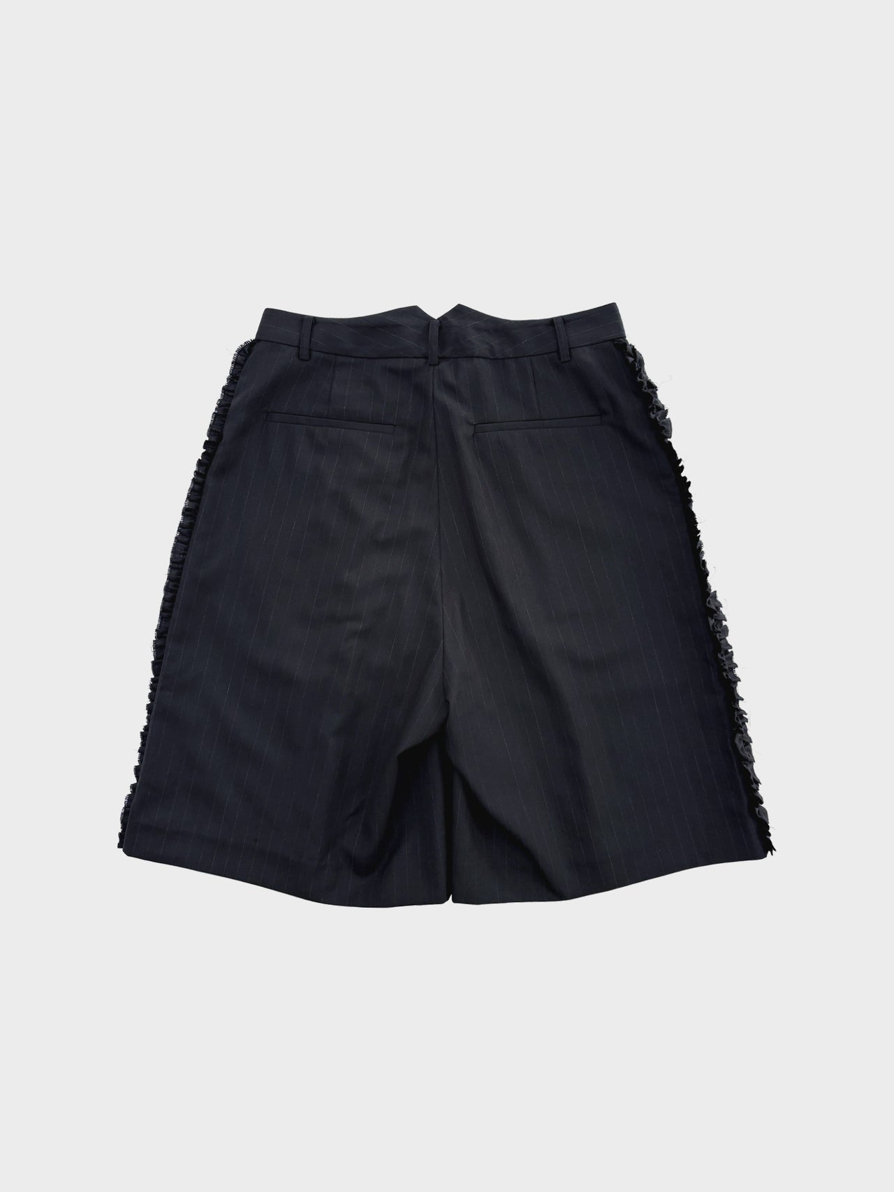 VIVIANO / RUFFLE SHORTS (BLACK)