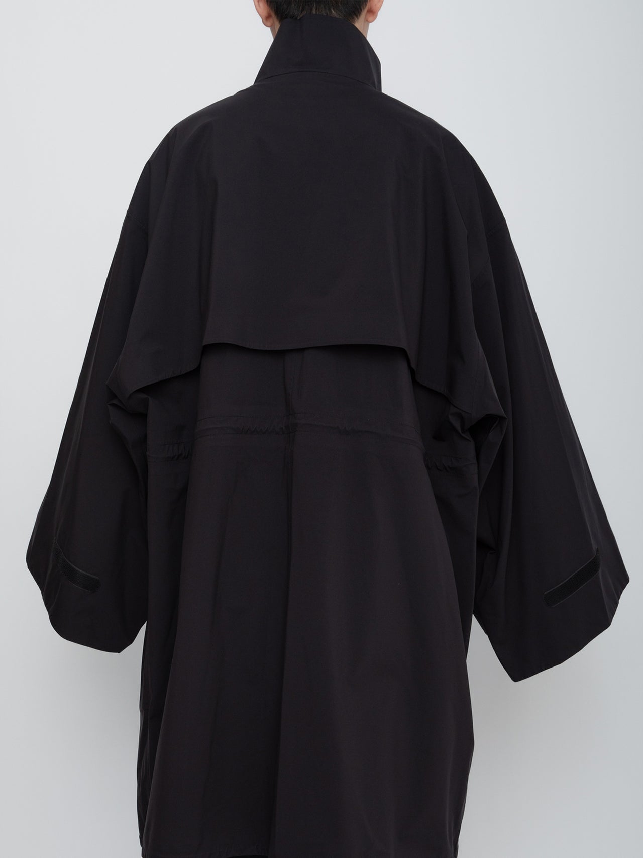 RAINMAKER / BREATHABLE WATER PROOF FIELD COAT (BLACK)