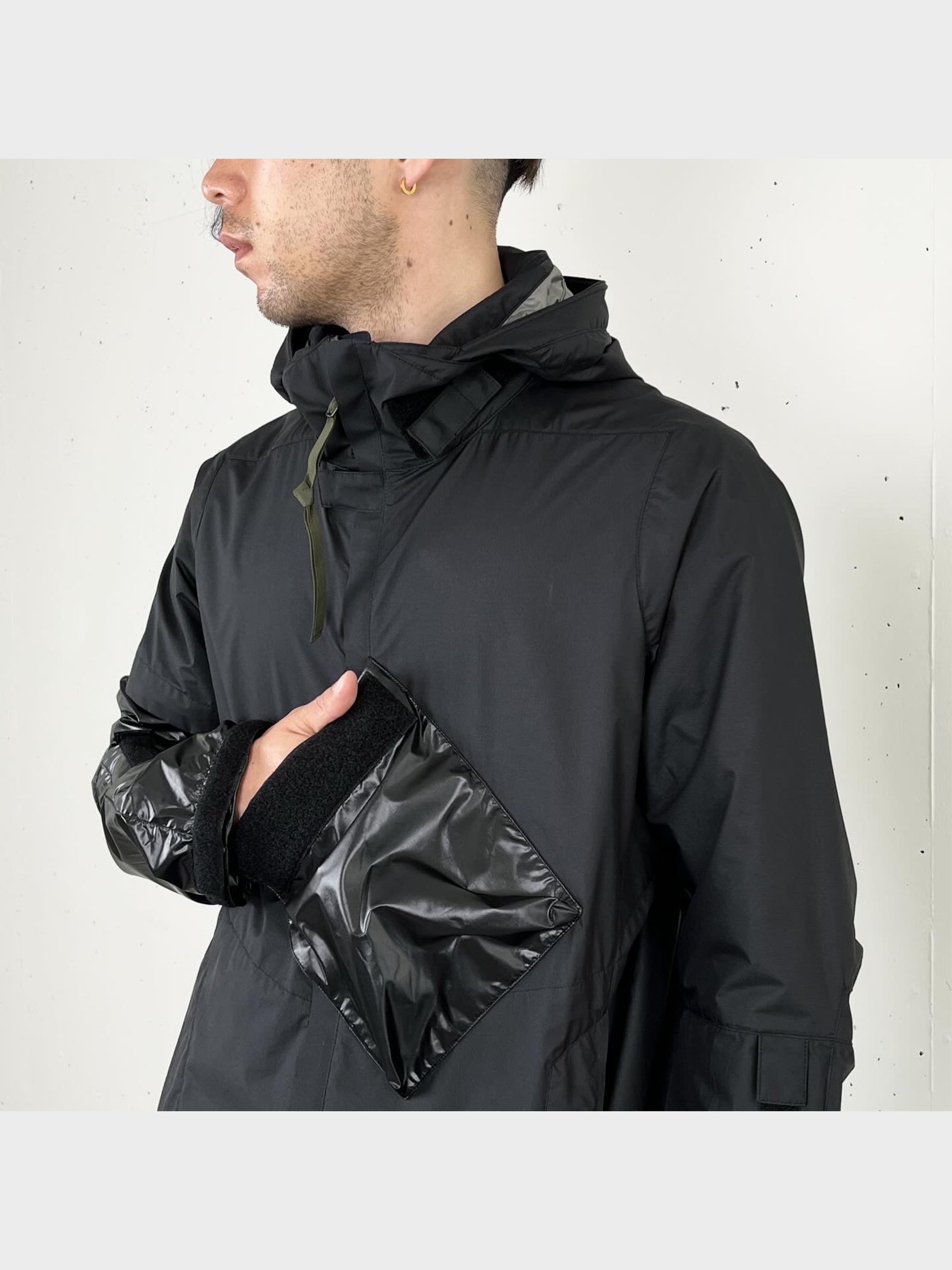 30%OFF】ACRONYM / Windstopper® Interops Jacket(J36-WS) (BLACK)