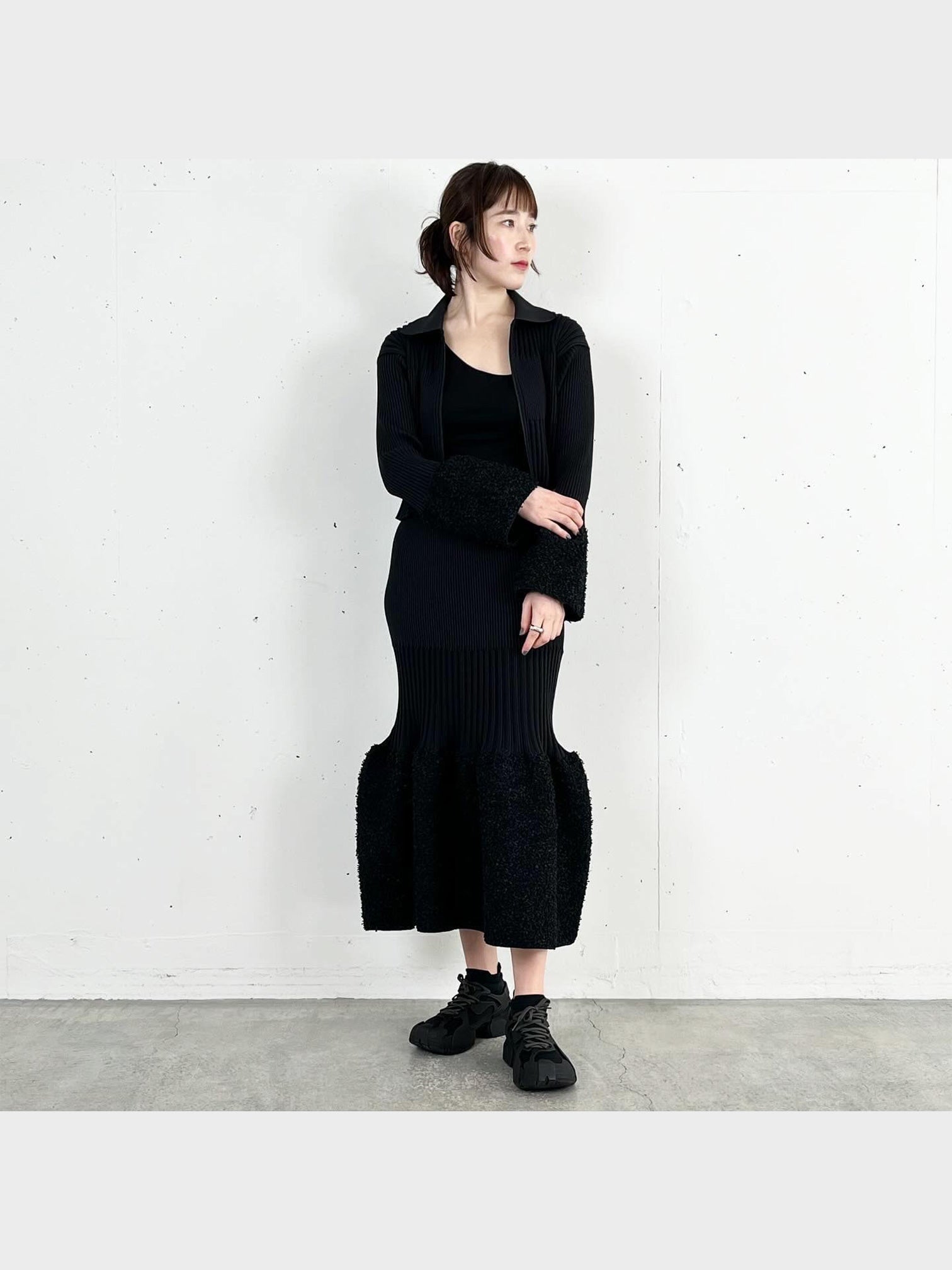 20%OFF】CFCL / FLUTED REEF CROPPED ZIP SHIRT CARDIGAN (BLACK)