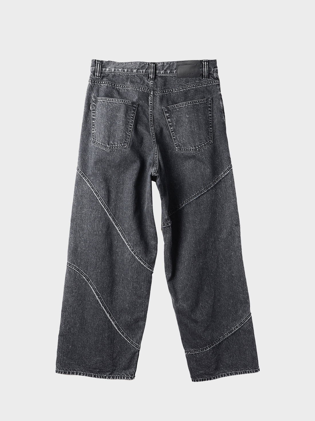 Distorted Cutting Denim Pants