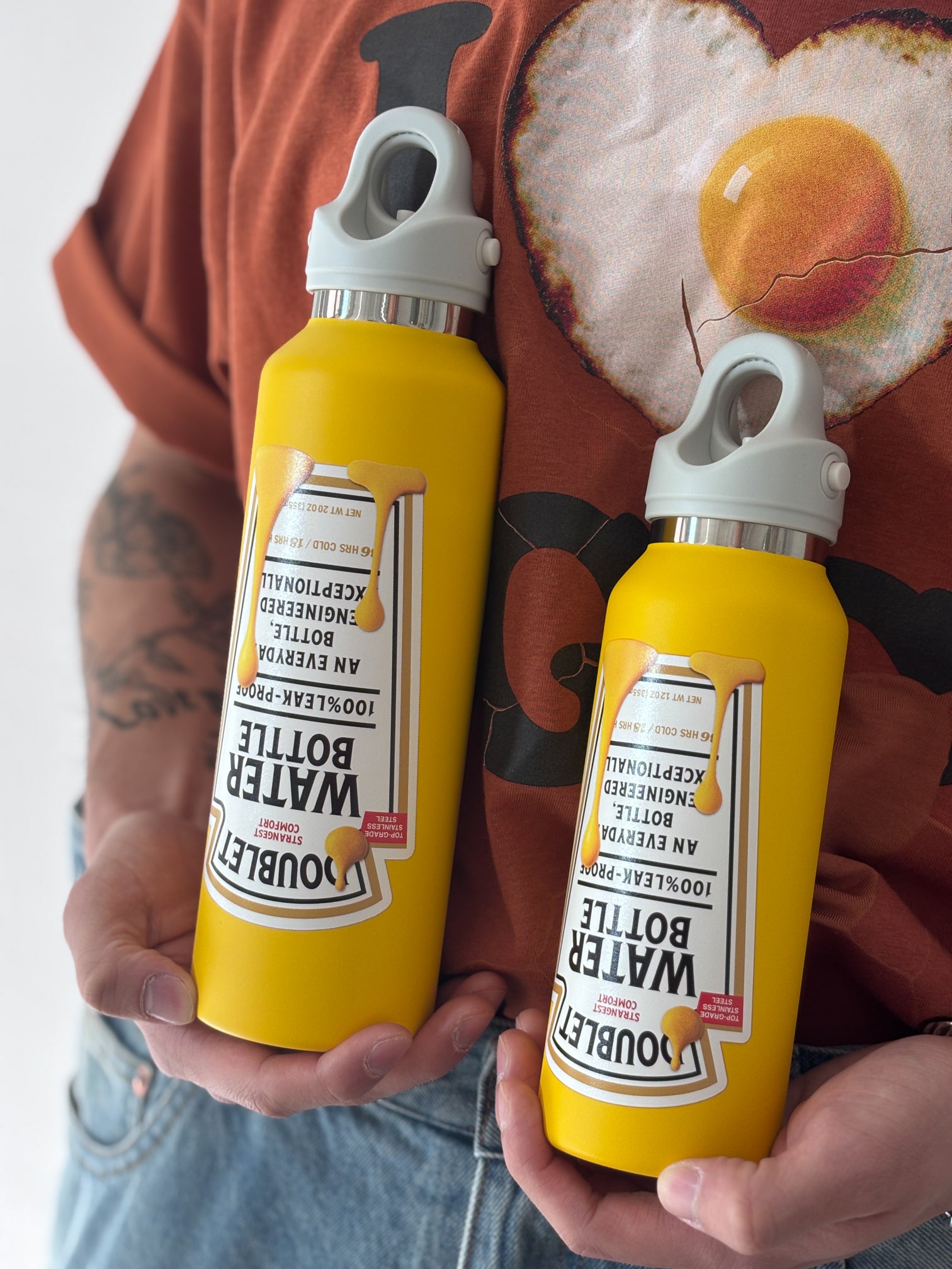 doublet / FRIDGE STYLE WATER BOTTLE MEDIUM (MUSTARD)