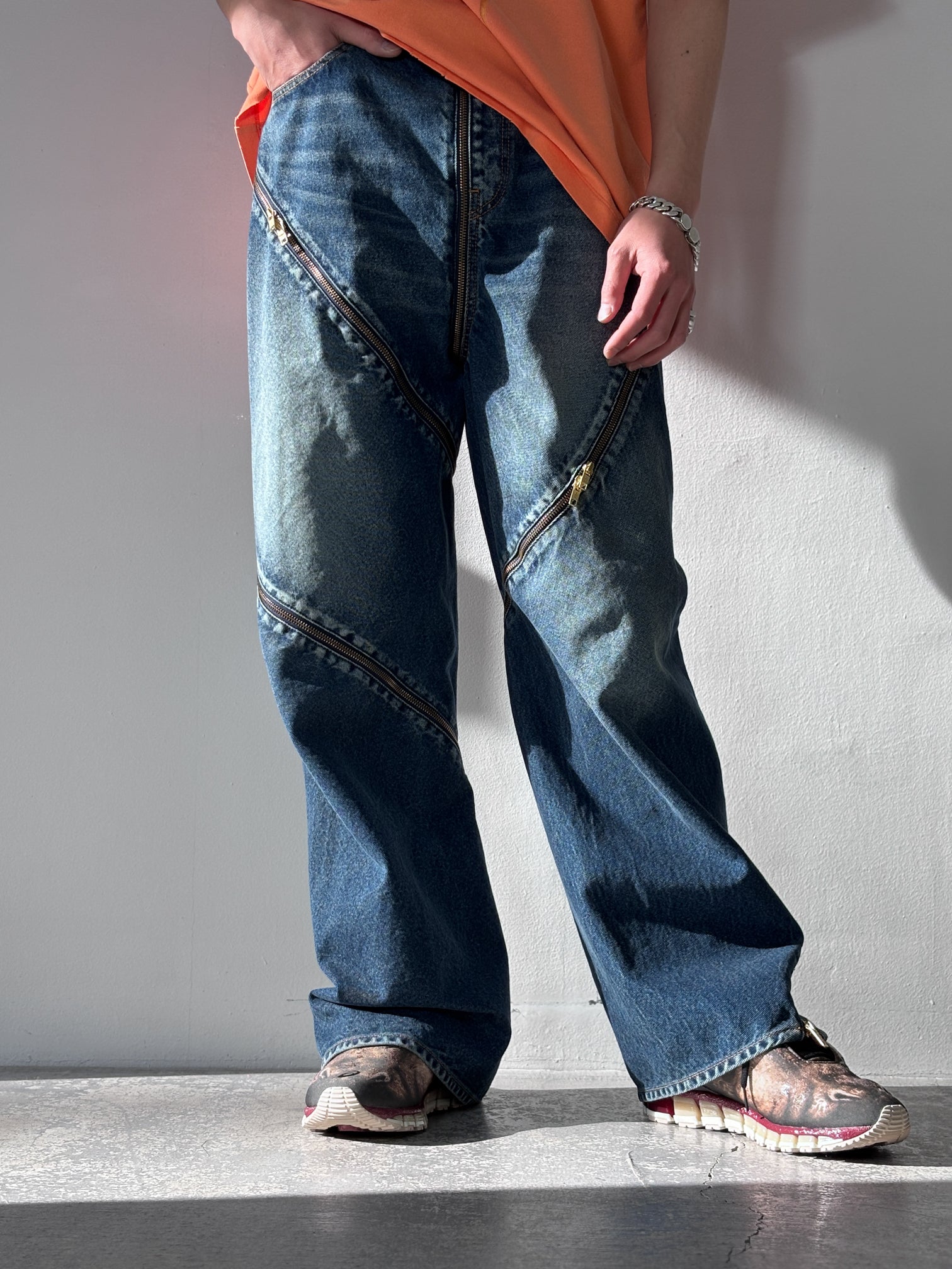 doublet / FILLETED ZIP DENIM PANTS (INDIGO)