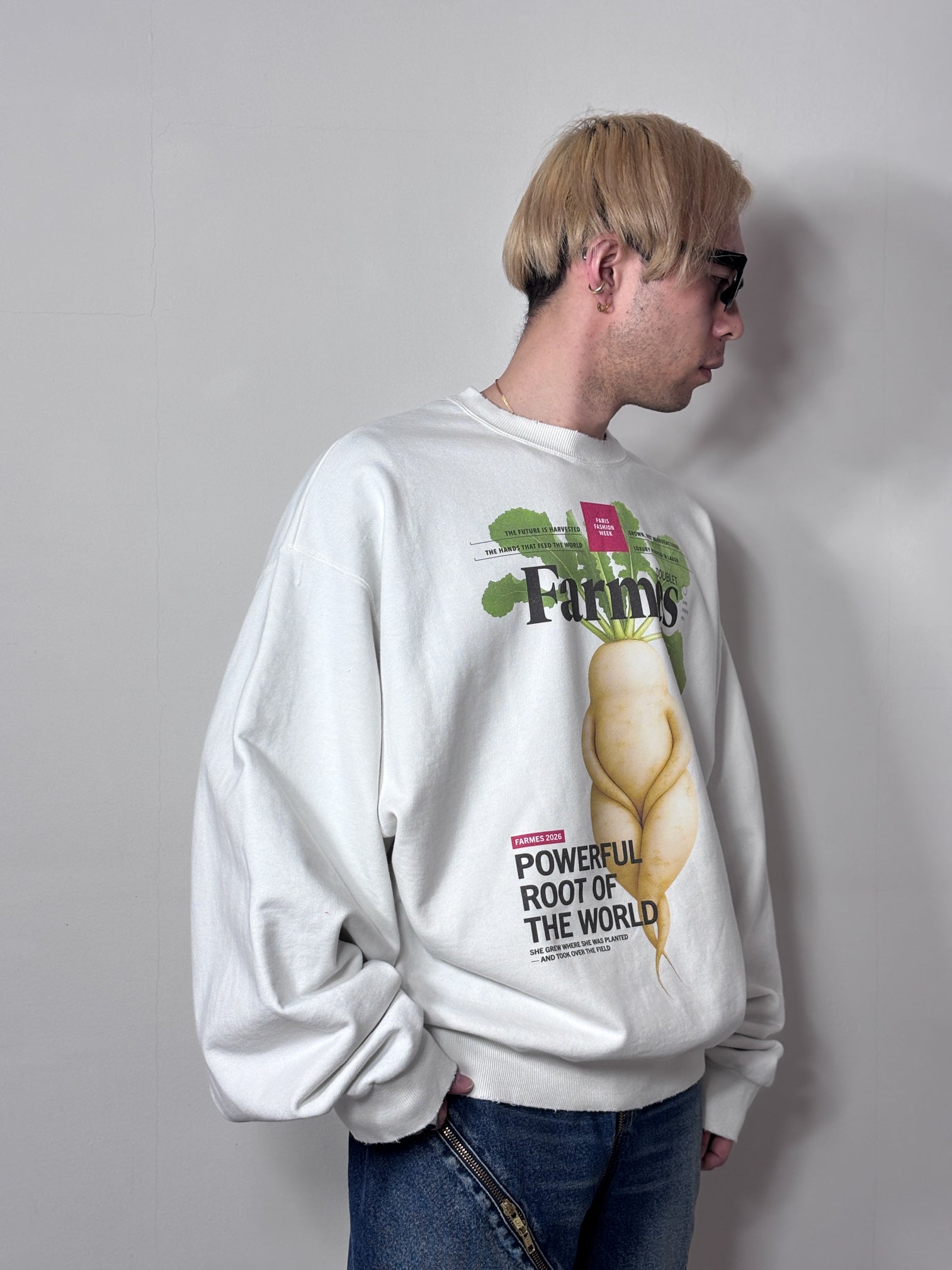 doublet / FARMS MAGAZINE COVER SWEAT (WHITE)