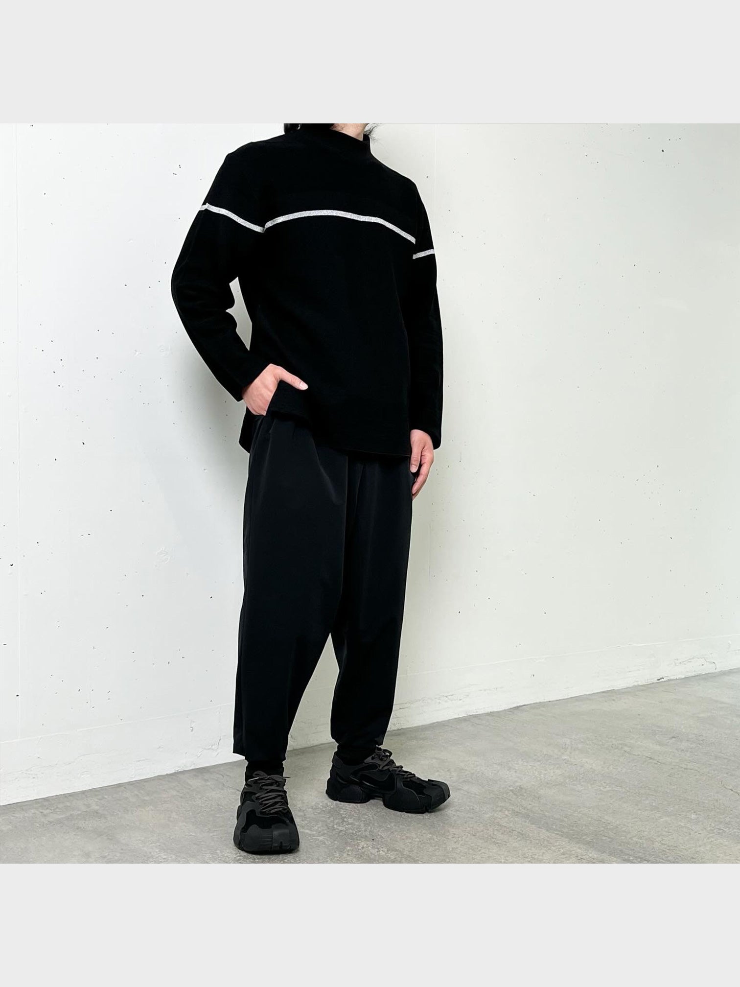 FUMITO GANRYU / TAPERED EASY TECH PANTS (BLACK)