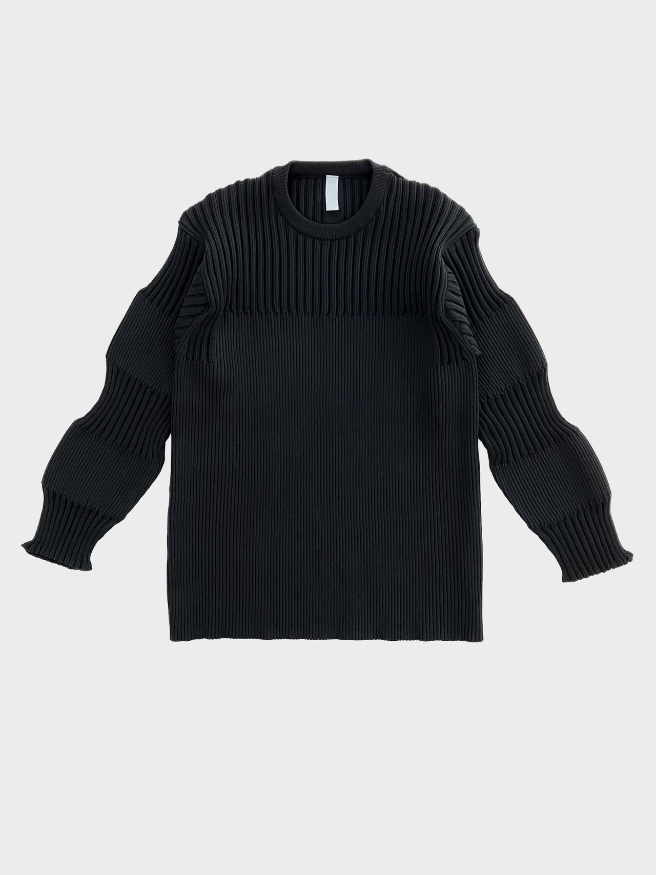 CFCL / FLUTED PULLOVER (BLACK)