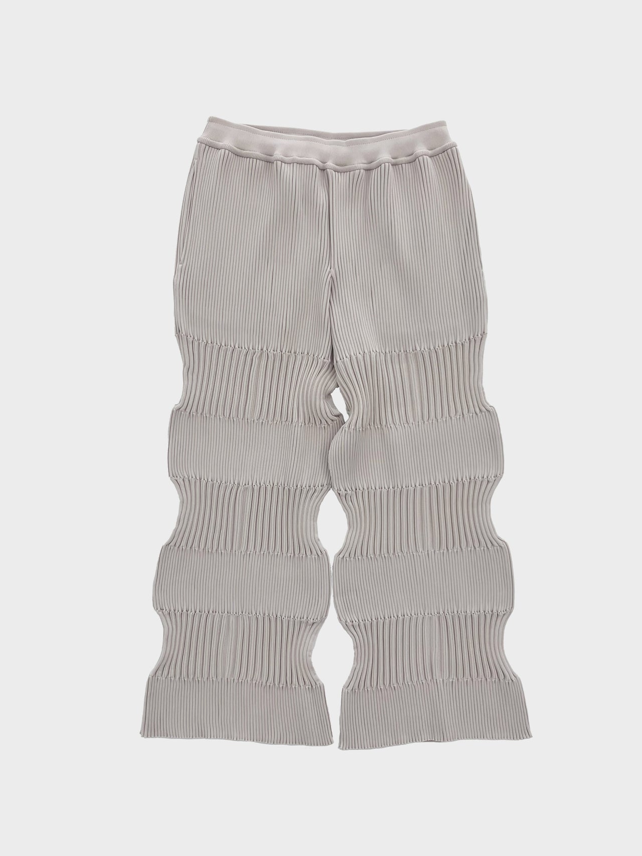 CFCL / FLUTED STRAIGHT PANTS (LIGHT BEIGE)