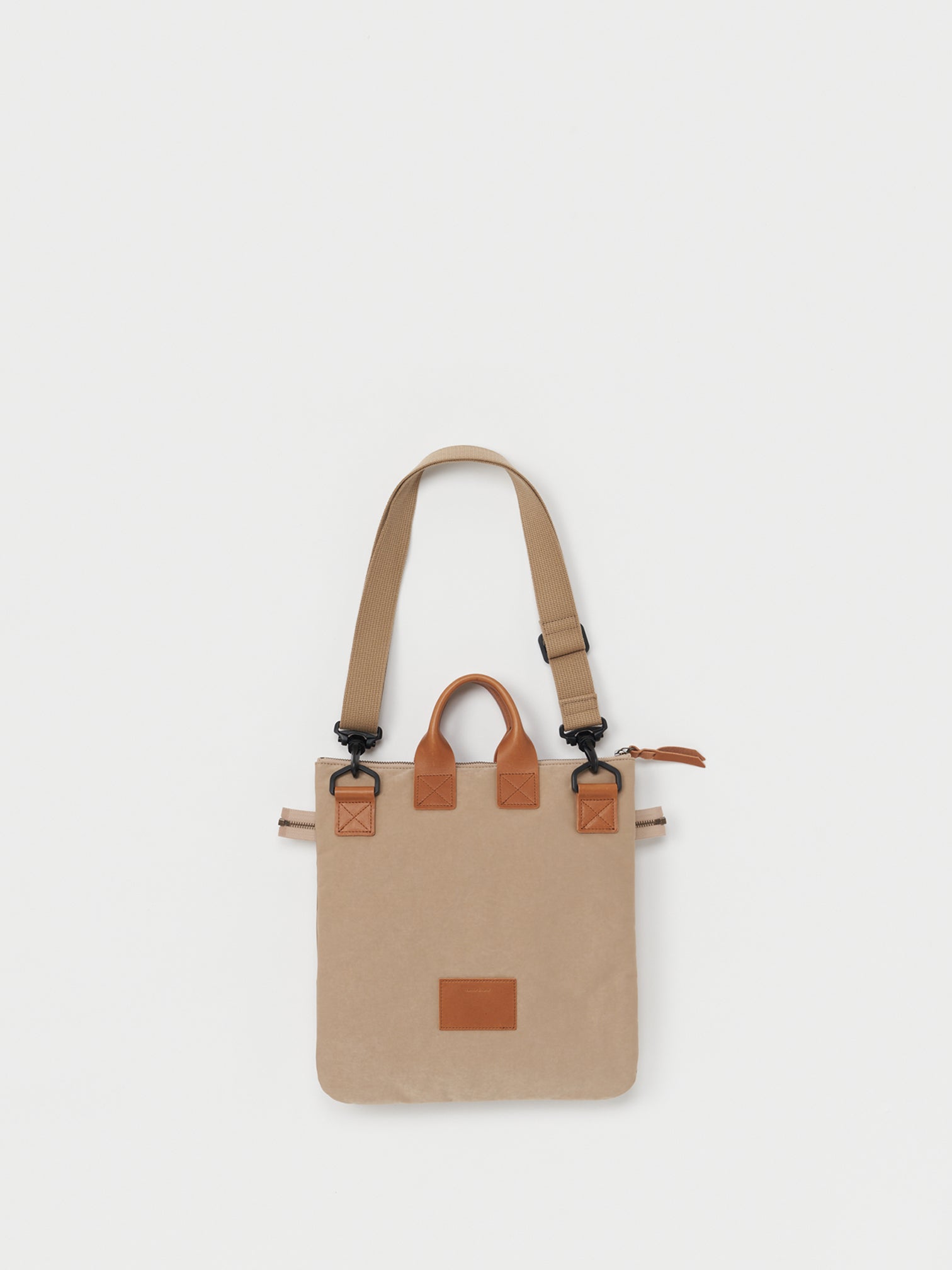 Hender Scheme / helmet bag small (BEIGE)