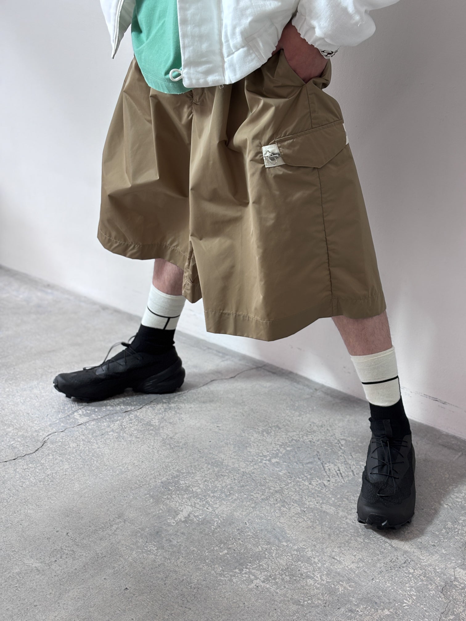 my beautiful landlet / NYLON TAFFETA WATER PROOF WIDE HALF PANTS (BEIG