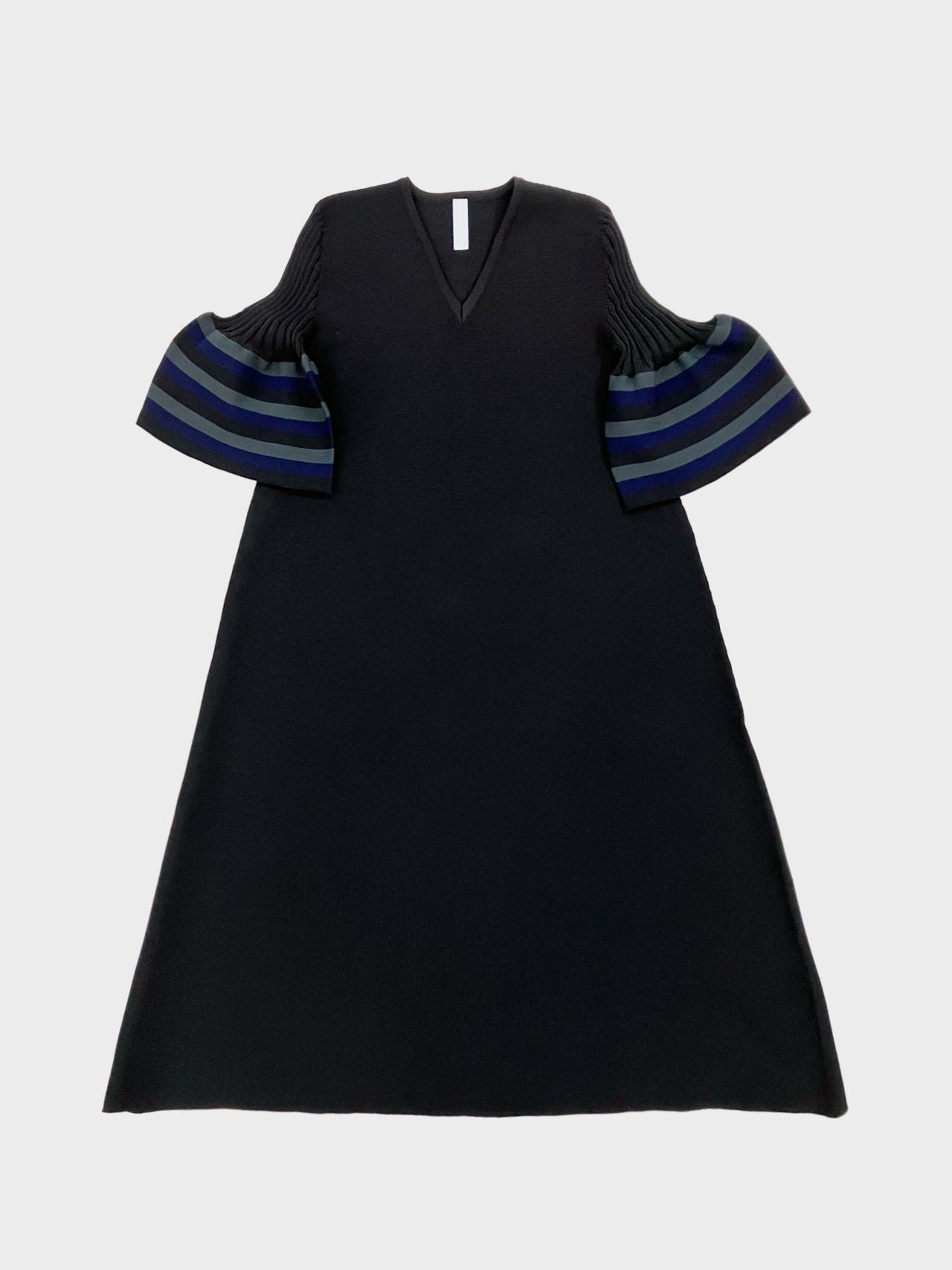 【20%OFF】CFCL / POTTERY SHORT BELL SLEEVE FLARE DRESS (BLACK MULTI)