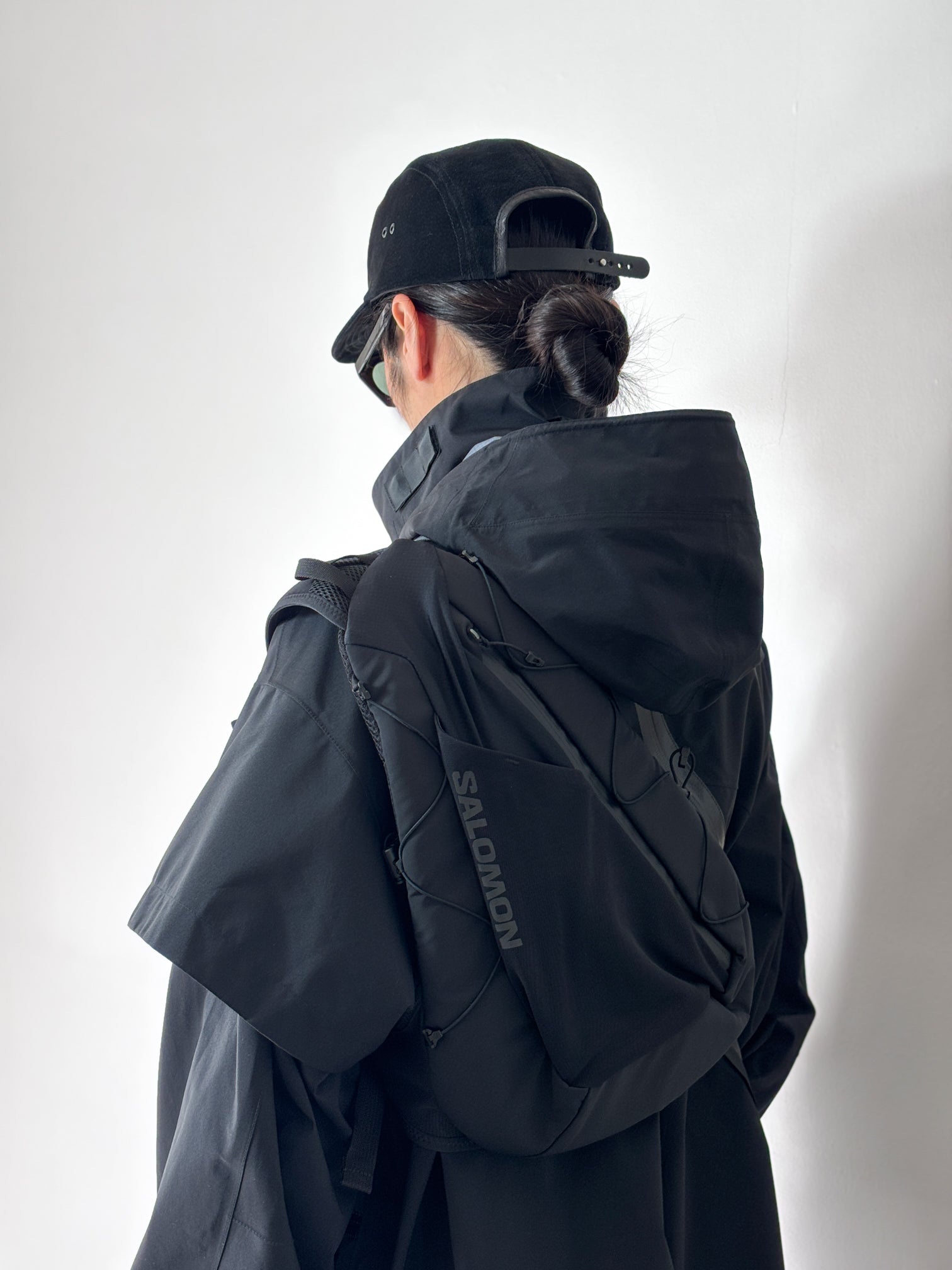 SALOMON / ADV CROSS BODY BAG (BLACK)