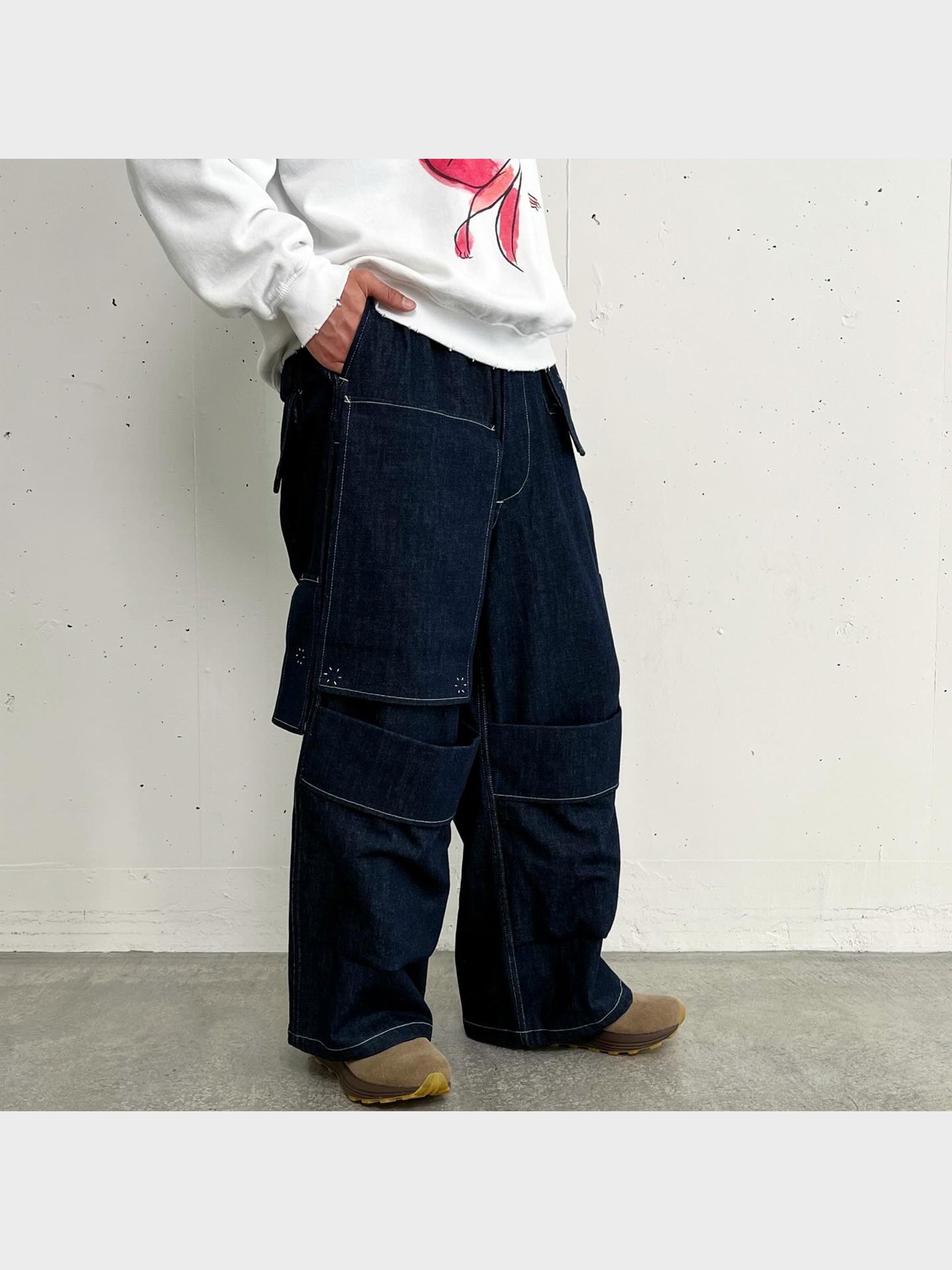 Sasquatchfabrix. / UTILITY FULL FLAP DENIM PANTS (INDIGO NAVY)