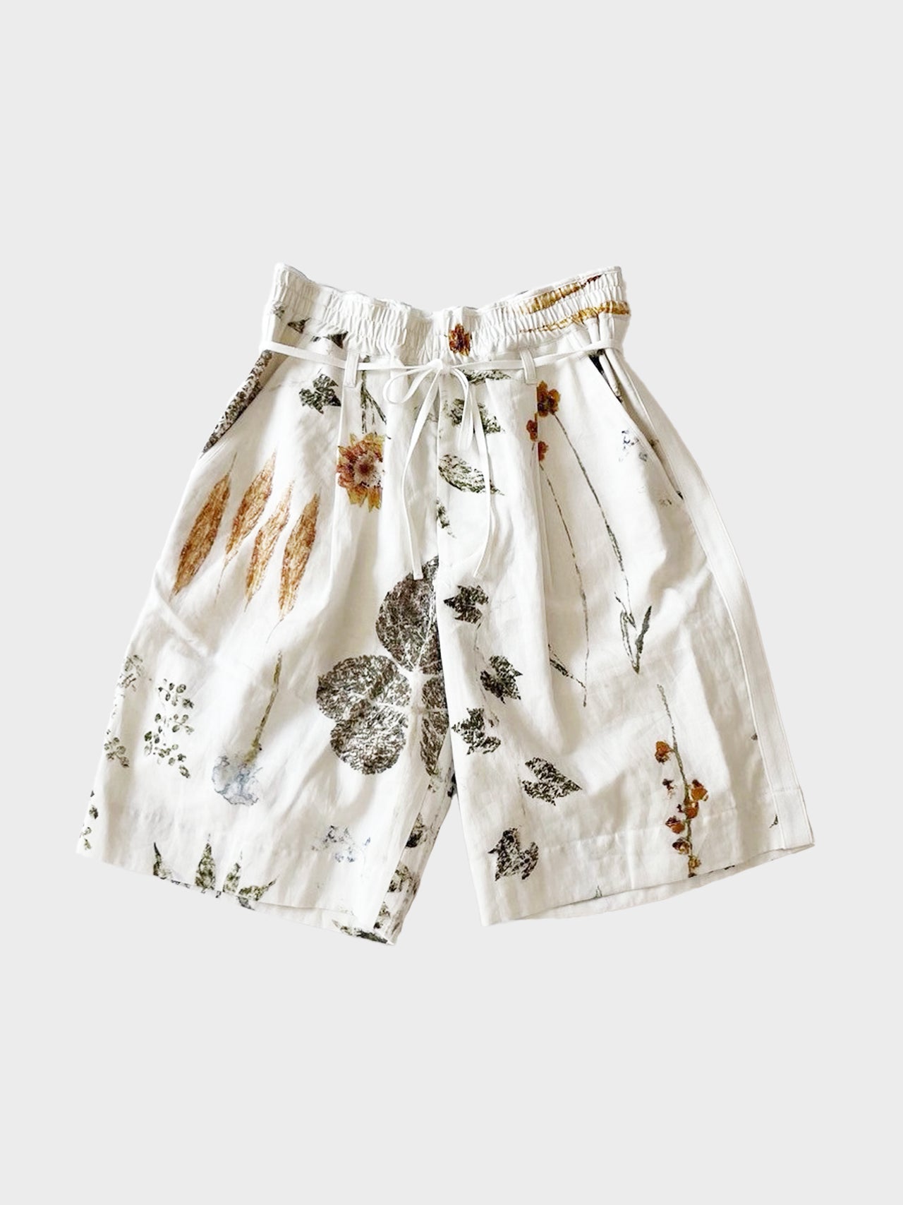 ASEEDONCLOUD / shokuonshitsu short trousers (OFF WHITE)