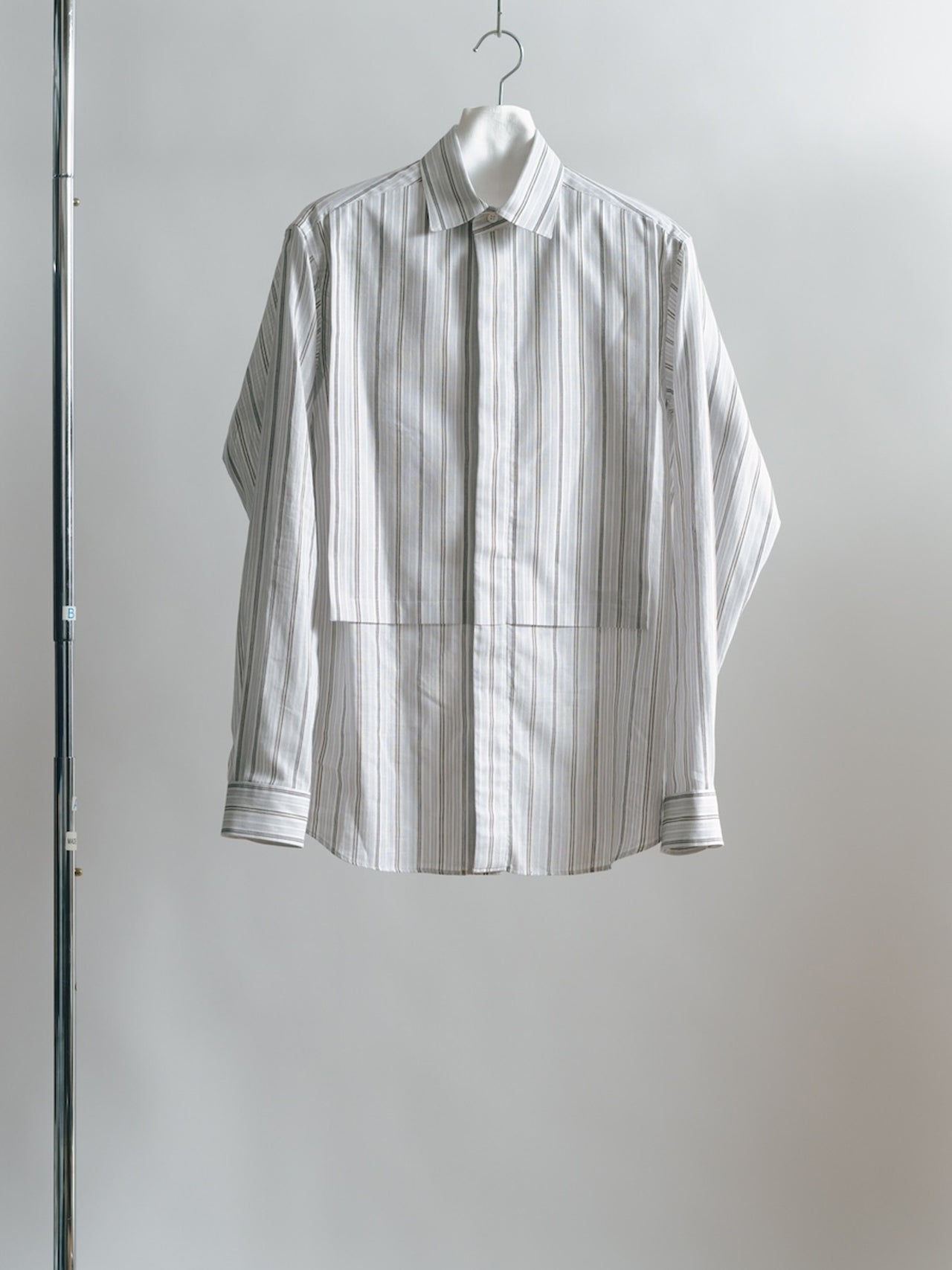 SOSHIOTSUKI / VINTAGE STARCHED BOSOM (GREY STRIPE)