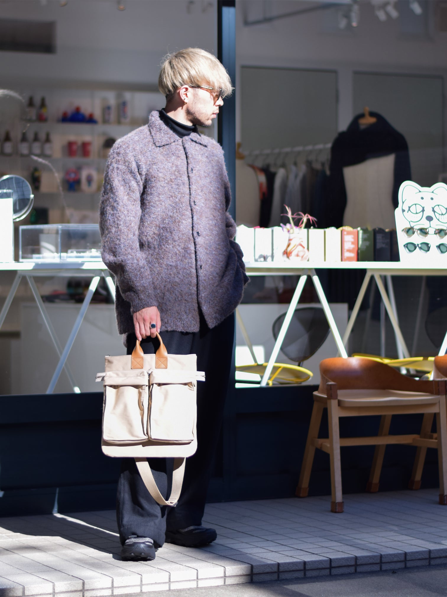 Hender Scheme / helmet bag small (BEIGE)