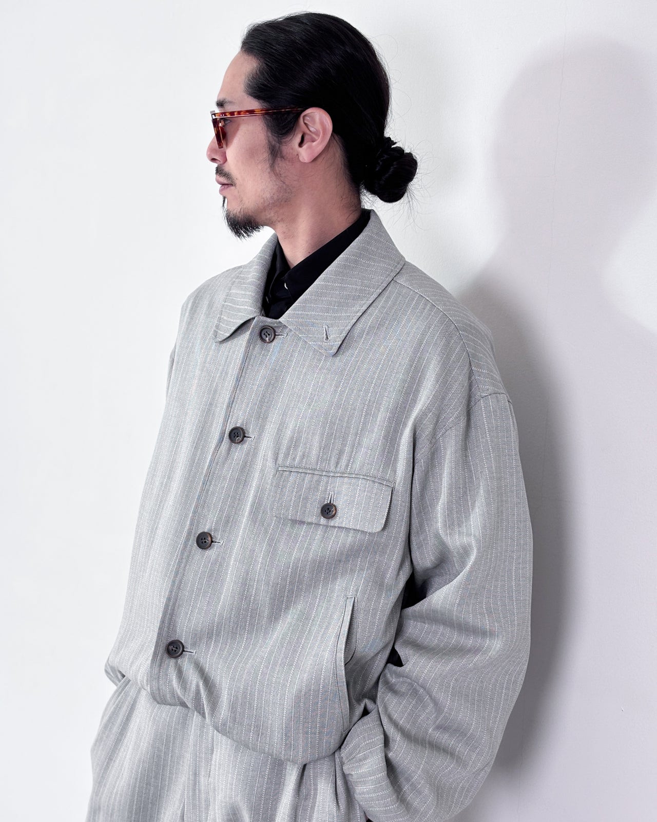 【4月18日(土)12:00販売開始】SOSHIOTSUKI / BUBBLE HEM BLOUSON (LIGHT GREY)