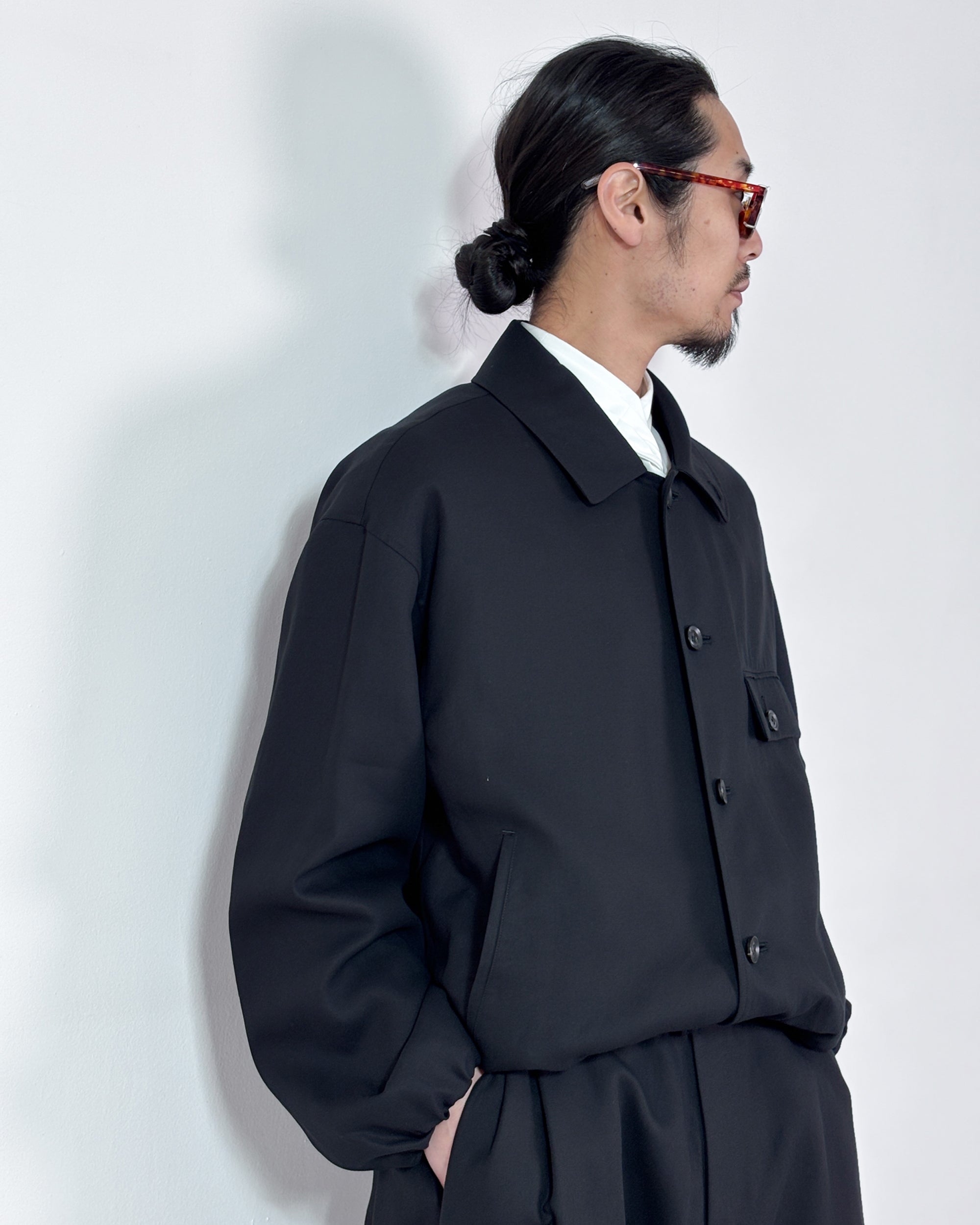 SOSHIOTSUKI / BUBBLE HEM BLOUSON (CHARCOAL GREY)