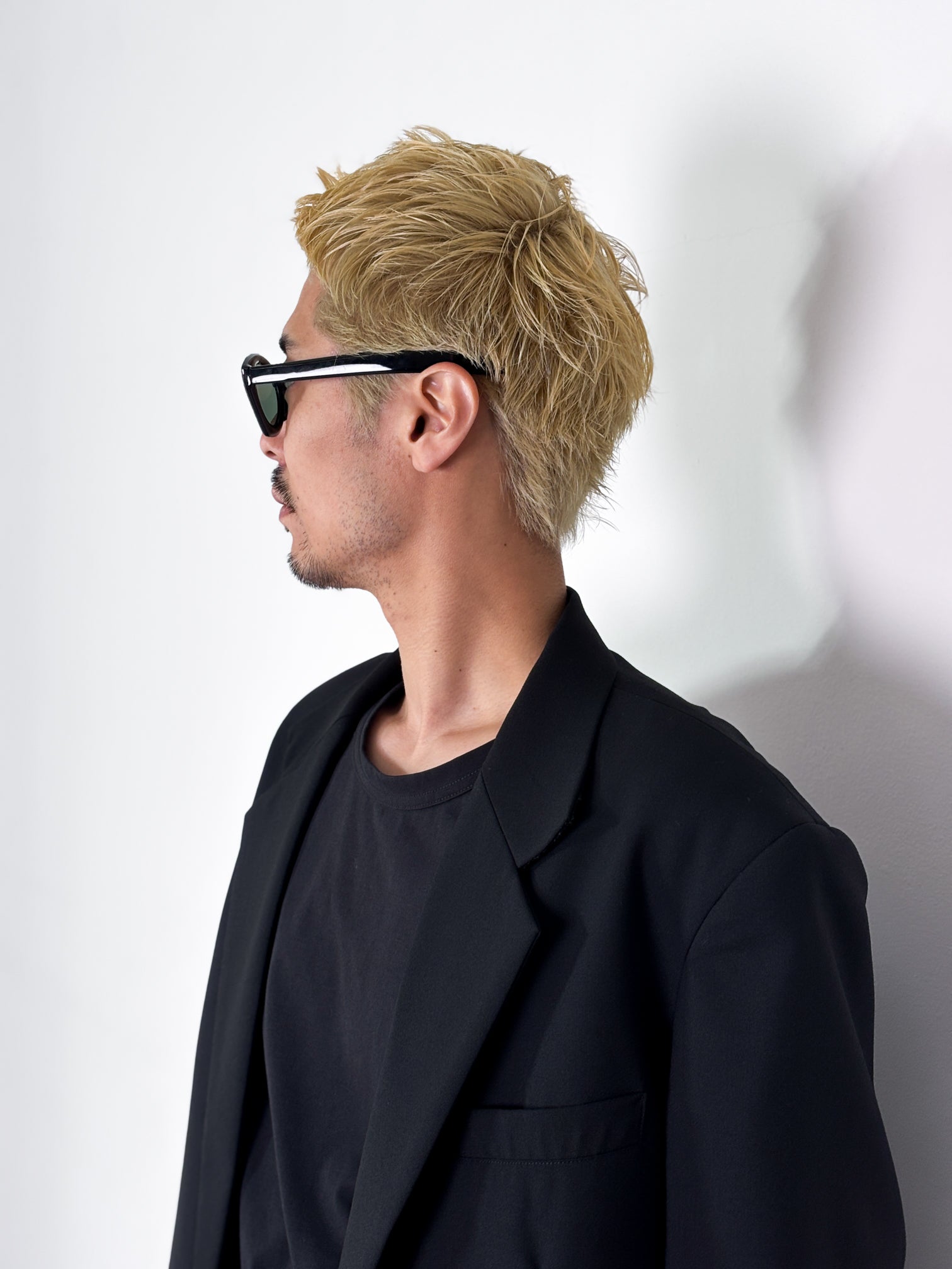 UJOH / 2BS SIDE SLIT JKT (BLACK)