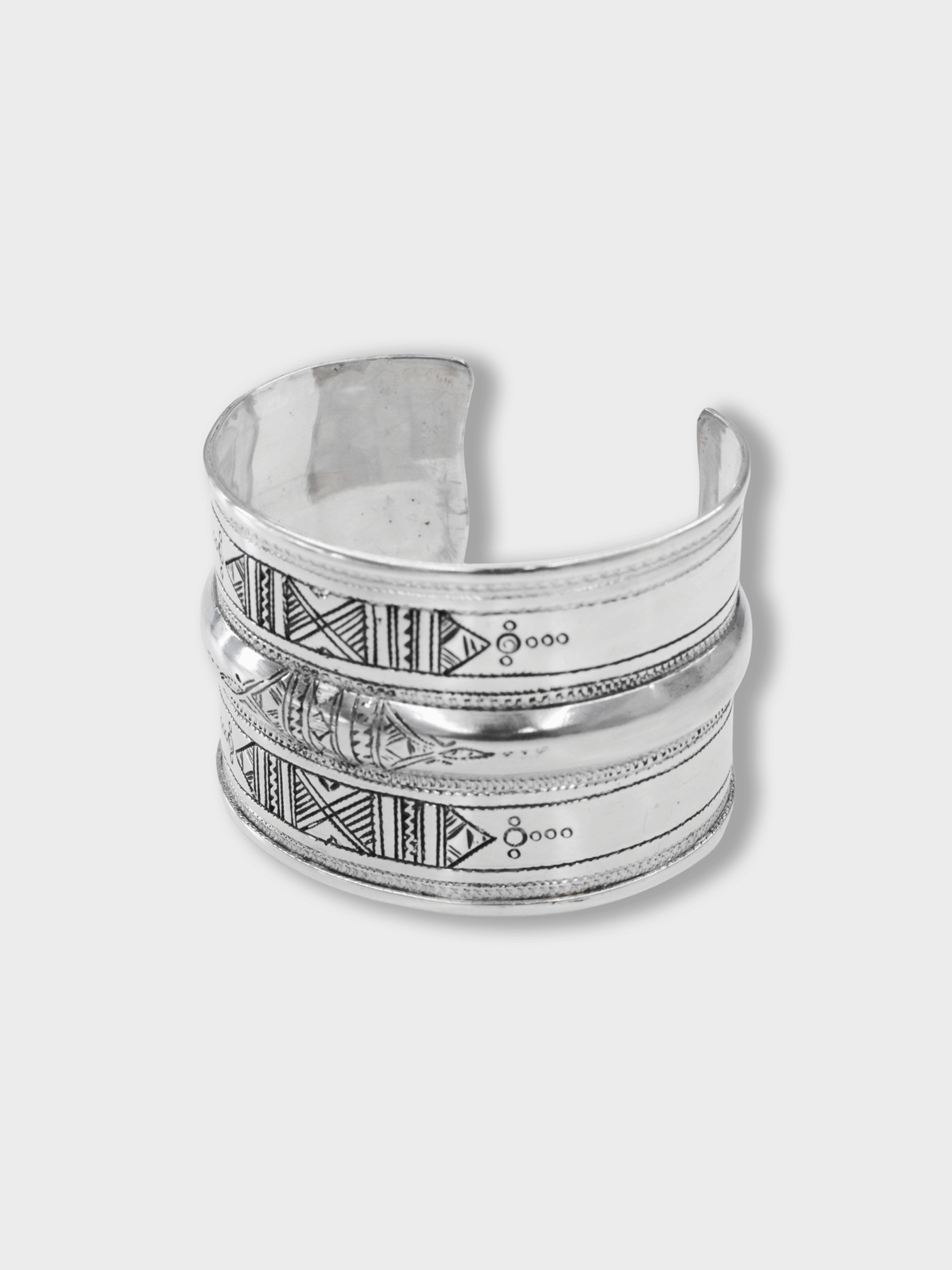 Touareg Silver / CARVING BANGLE LARGE
