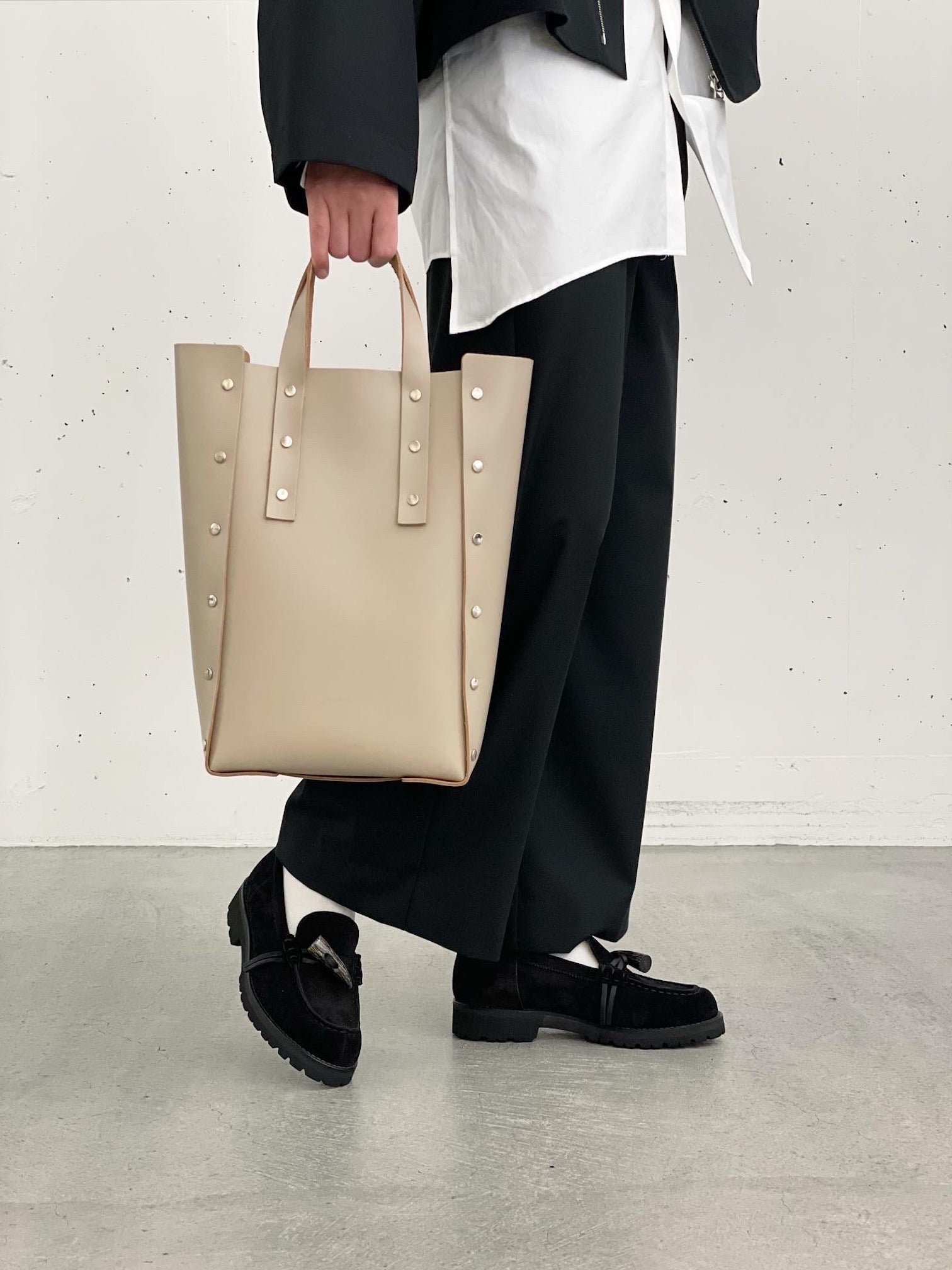 Hender Scheme / assemble hand bag tall M (BEIGE)